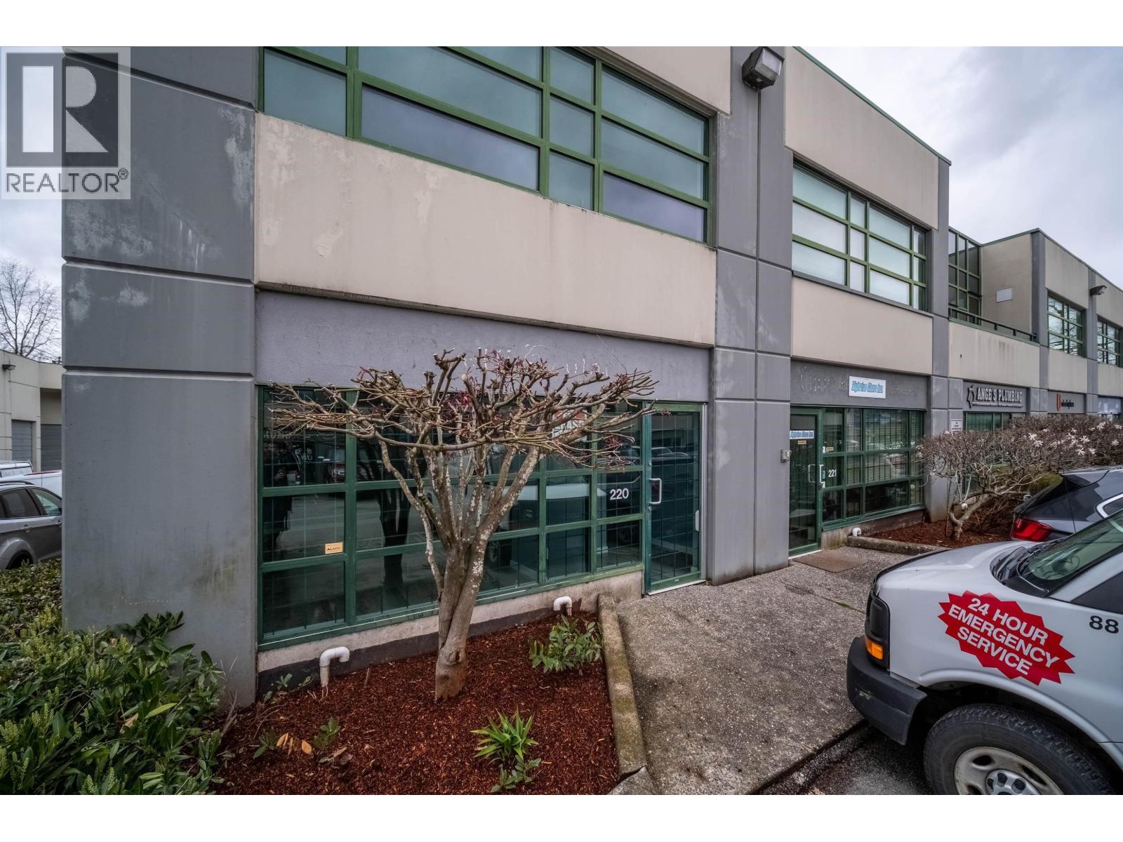 220 17 Fawcett Road, Coquitlam, British Columbia  V3K 6V2 - Photo 2 - C8071313