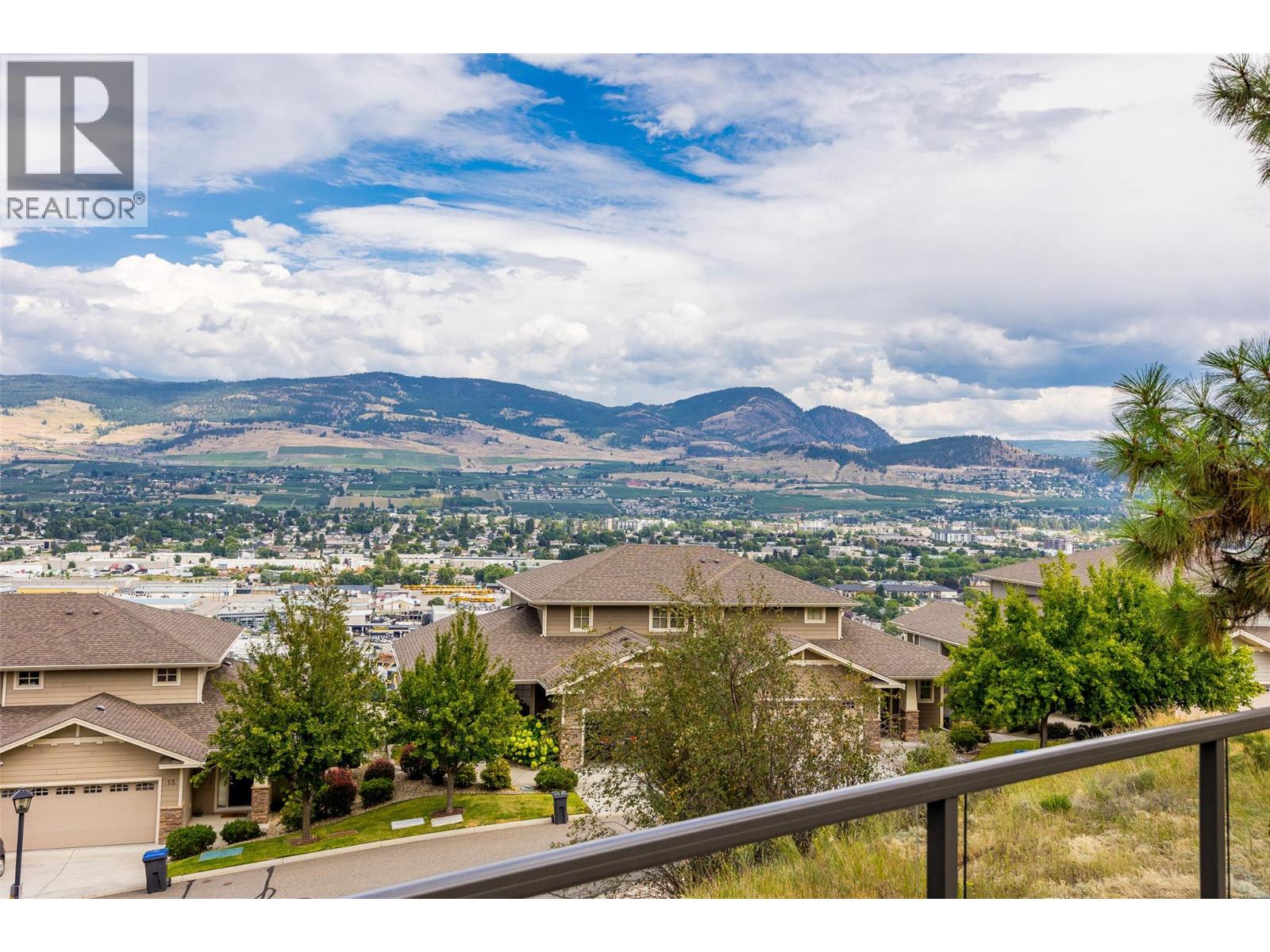 Property at 975 Monashee Place image 4