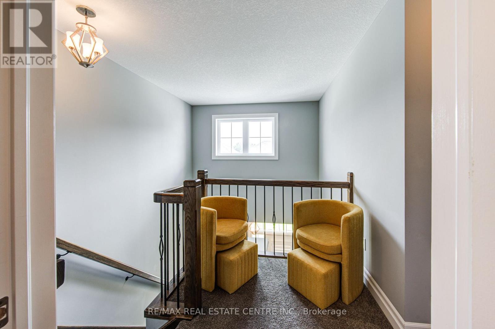 943 Downing Drive, Woodstock, Ontario  N4T 0K4 - Photo 10 - X12334515