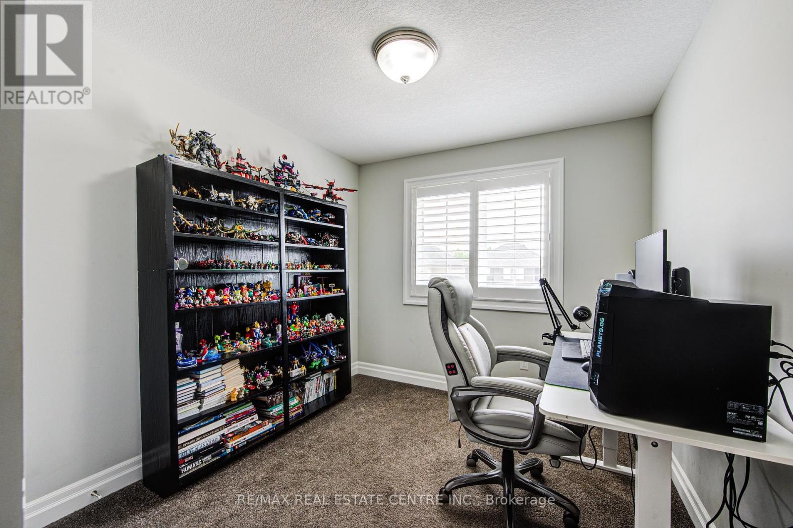 943 Downing Drive, Woodstock, Ontario  N4T 0K4 - Photo 11 - X12334515
