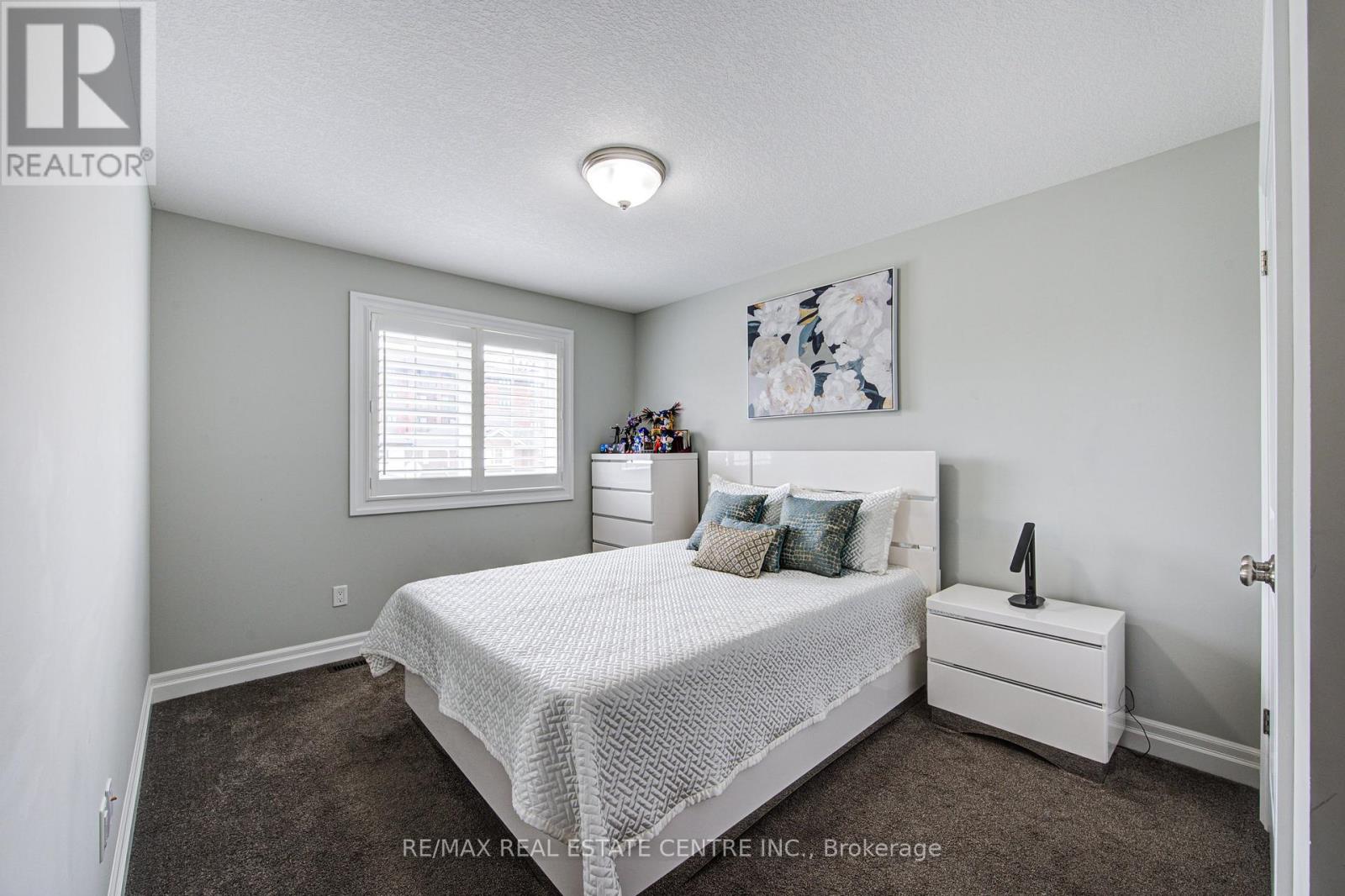 943 Downing Drive, Woodstock, Ontario  N4T 0K4 - Photo 12 - X12334515