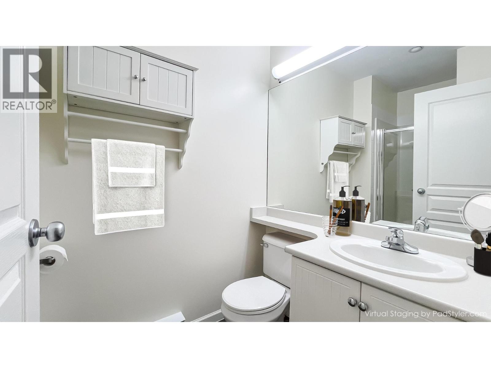 Listing Picture 15 of 23 : 327 12633 NO. 2 ROAD, Richmond / 烈治文 - 魯藝地產 Yvonne Lu Group - MLS Medallion Club Member