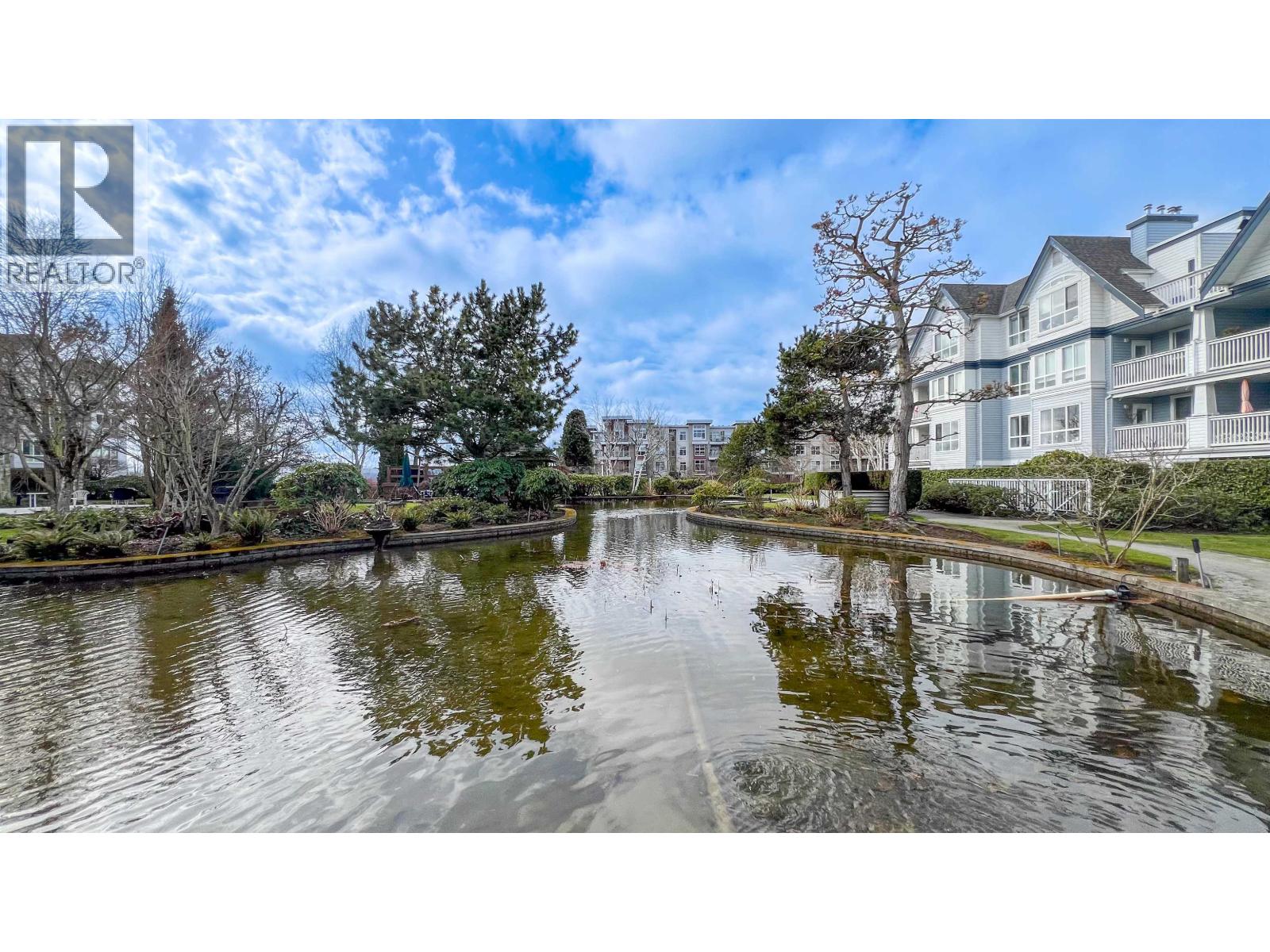 Listing Picture 11 of 23 : 327 12633 NO. 2 ROAD, Richmond / 烈治文 - 魯藝地產 Yvonne Lu Group - MLS Medallion Club Member
