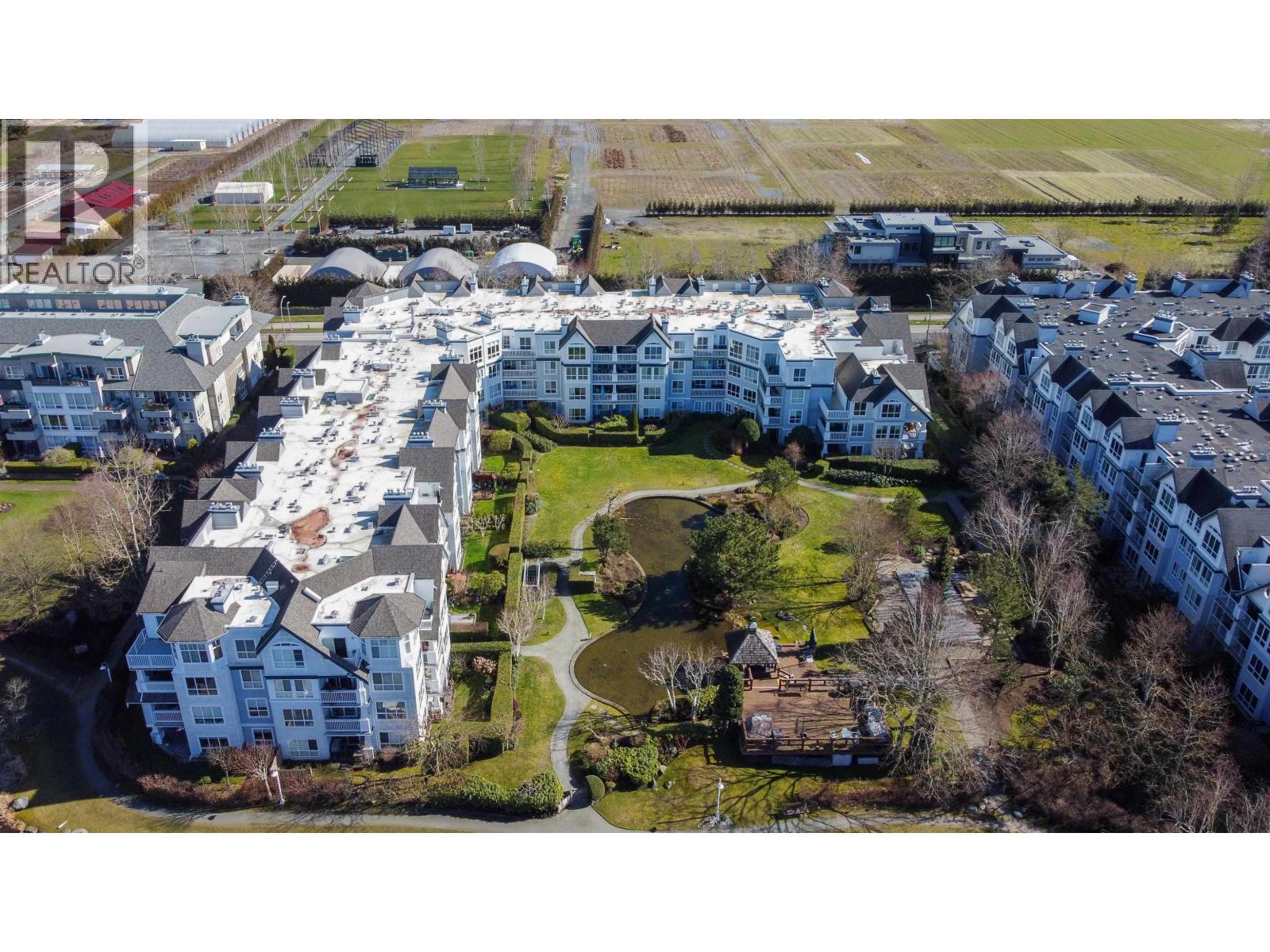 Listing Picture 21 of 23 : 327 12633 NO. 2 ROAD, Richmond / 烈治文 - 魯藝地產 Yvonne Lu Group - MLS Medallion Club Member