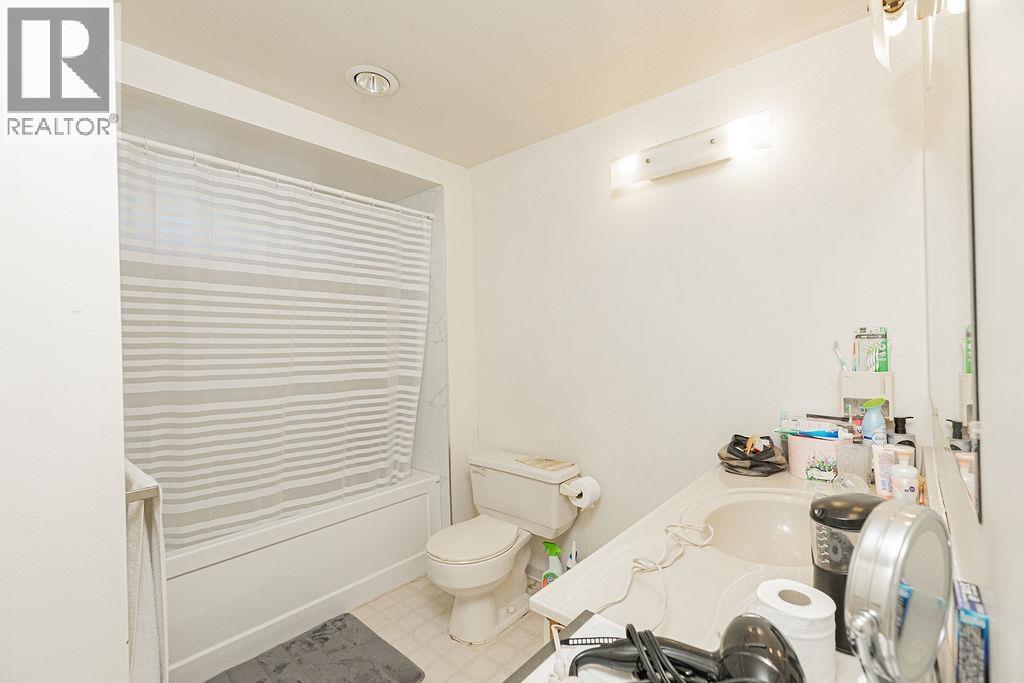 6451 Camsell Crescent, Richmond, British Columbia  V7C 2M5 - Photo 14 - R3035416