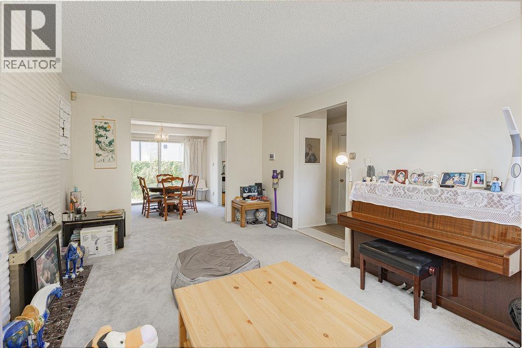 6451 Camsell Crescent, Richmond, British Columbia  V7C 2M5 - Photo 3 - R3035416