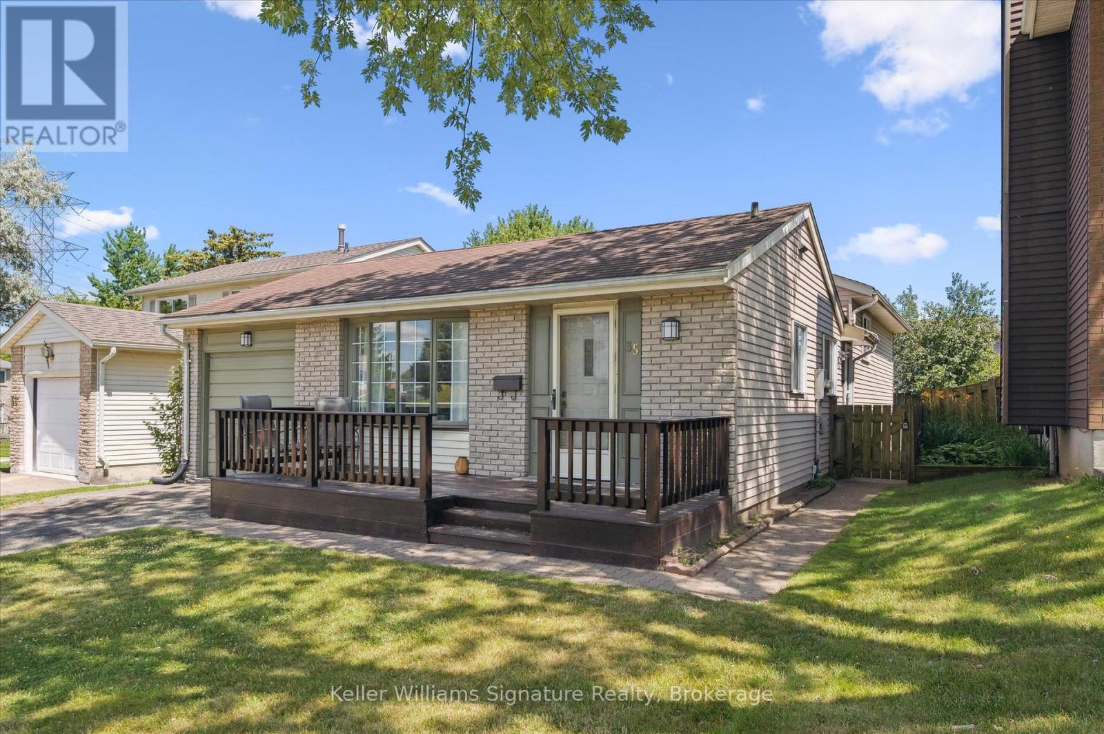 Property at 35 PARKLAND CRESCENT image 1