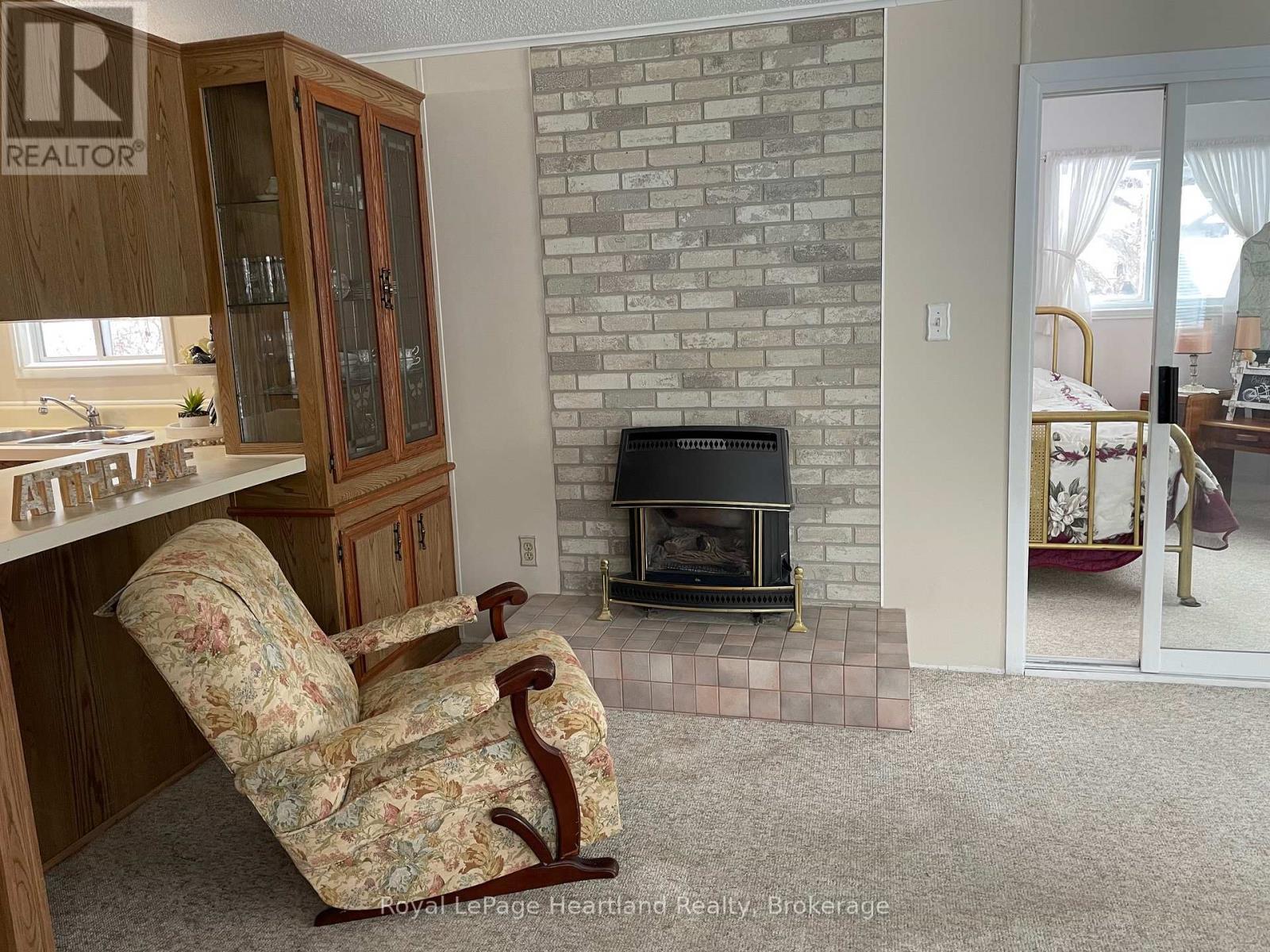 7 Sioux Lane, Ashfield-Colborne-Wawanosh, Ontario  N7A 3Y2 - Photo 21 - X12158695