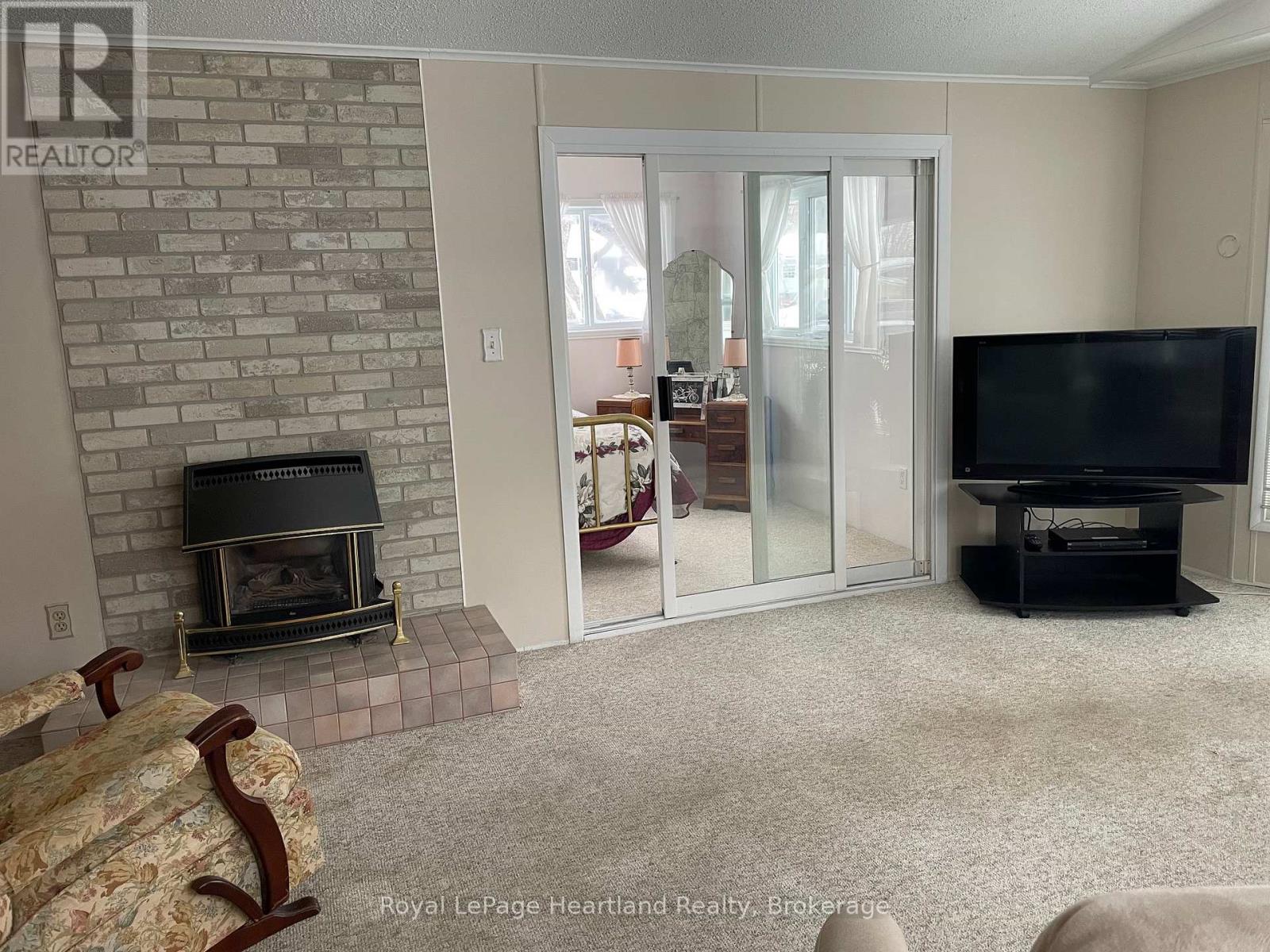 7 Sioux Lane, Ashfield-Colborne-Wawanosh, Ontario  N7A 3Y2 - Photo 22 - X12158695