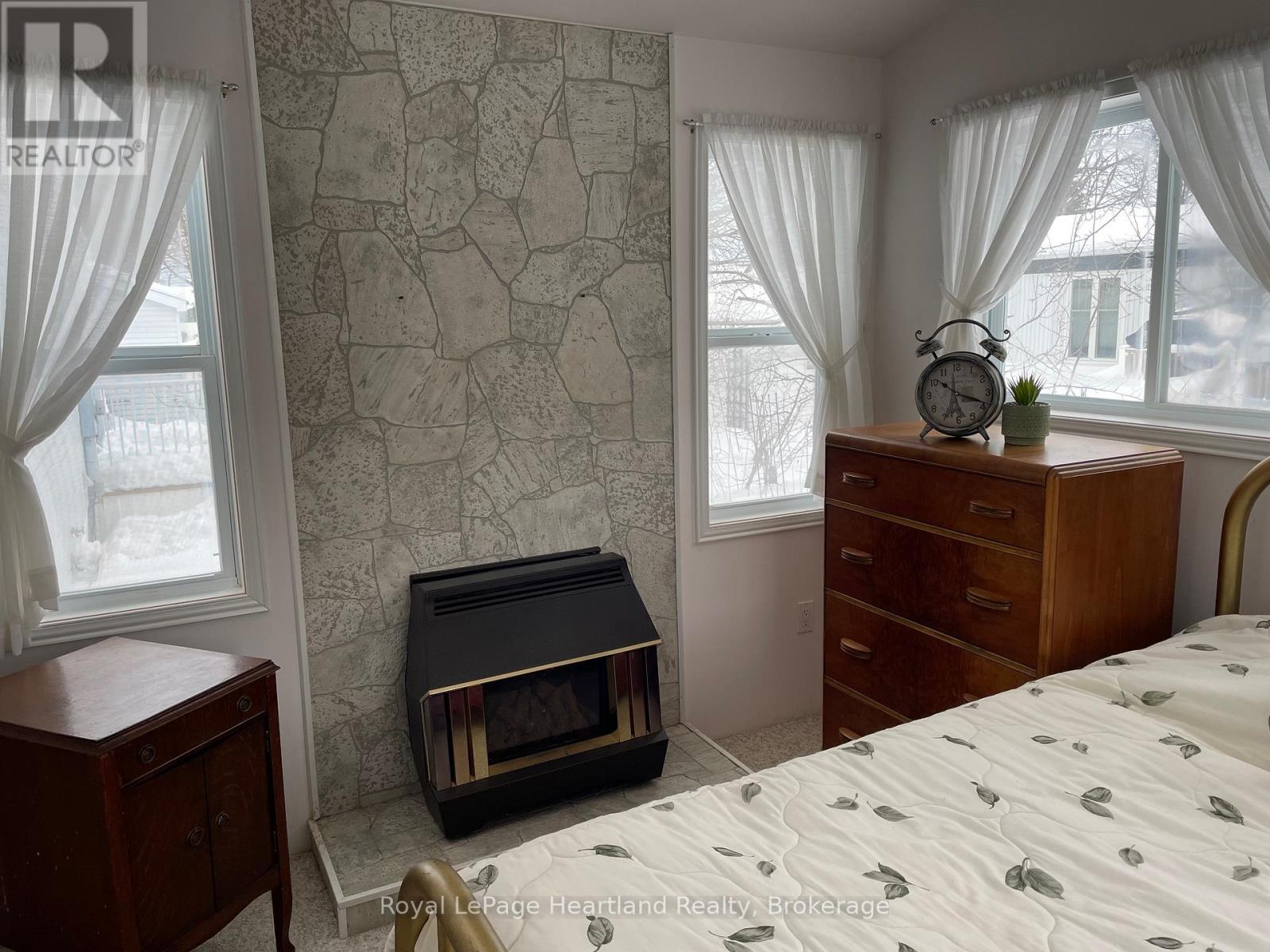 7 Sioux Lane, Ashfield-Colborne-Wawanosh, Ontario  N7A 3Y2 - Photo 7 - X12158695