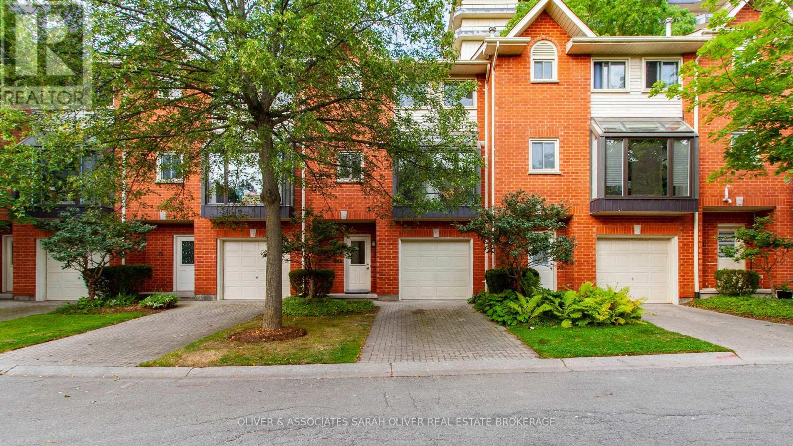 IT'S ALL DONE! Just move in. This home has just been extensively updated the last few months with thousands spent on upgrades. You'll love the spacious entrance into the home and the direct access to the garage. Wow! Brand new kitchen featuring quartz countertops, breakfast bar, 4 brand new stainless appliances and the floor to ceiling atrium filling the space with light. Open design dining and living rooms feature a beautiful fireplace as well as opening onto a private deck at the rear of the home. 3 new full baths and 4 spacious bedrooms, plenty of storage and a thoughtful layout means this home offers flexibility and privacy for all members of the household. This is a fantastic community beautifully landscaped with trees and green space. It's a sought after location close to all amenities as well as Western University, the hospital, parks and Masonville shopping. This offers low maintenance living in a prime North London community. (id:48254)