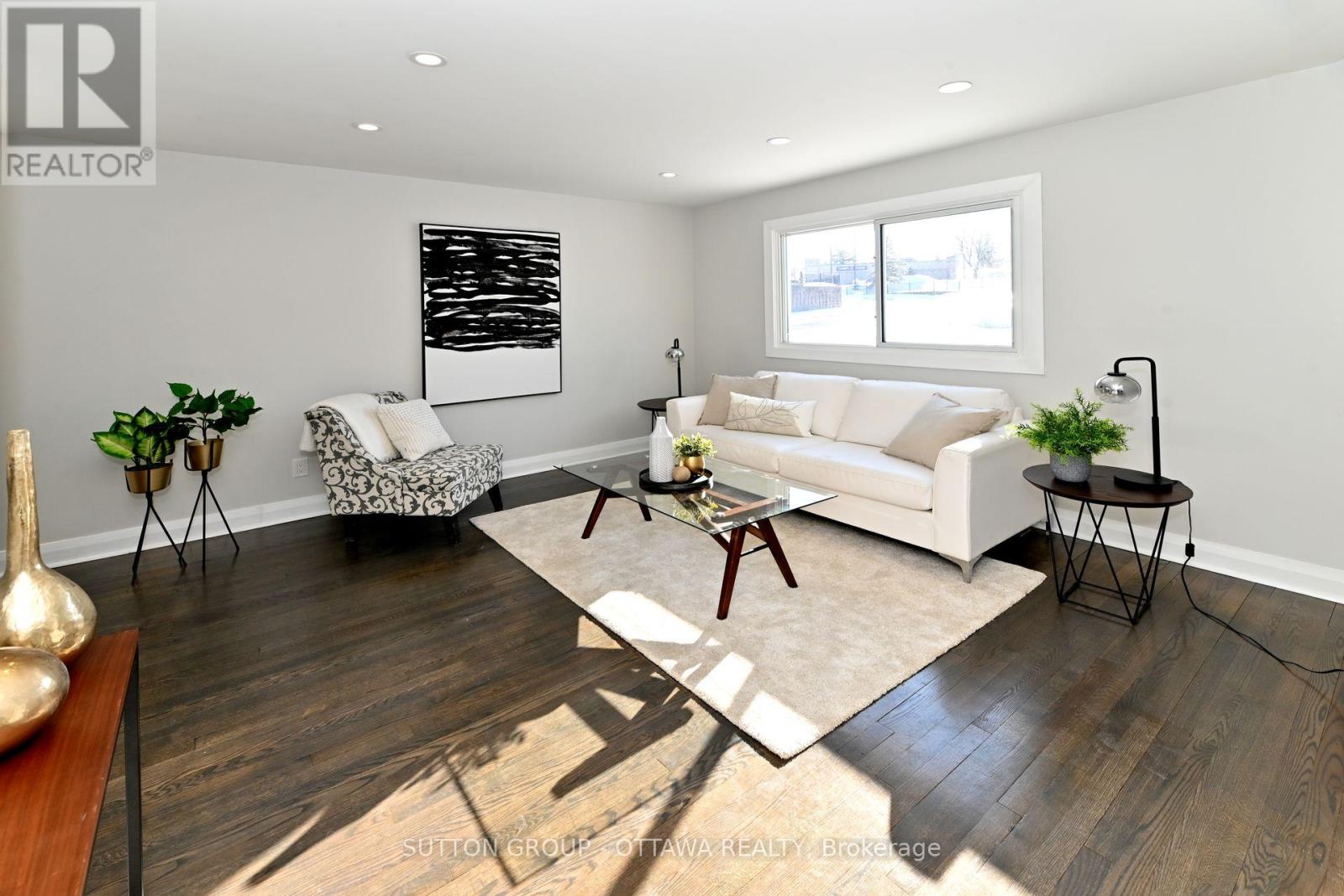 2675 Marie Street, Ottawa, Ontario  K2B 7E3 - Photo 10 - X12334580