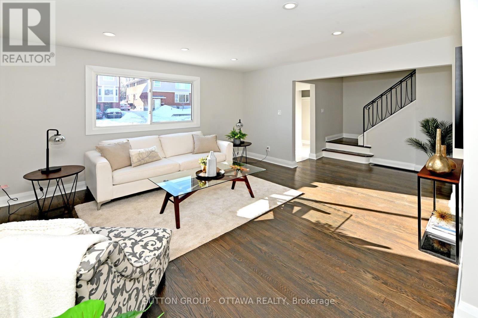 2675 Marie Street, Ottawa, Ontario  K2B 7E3 - Photo 9 - X12334580