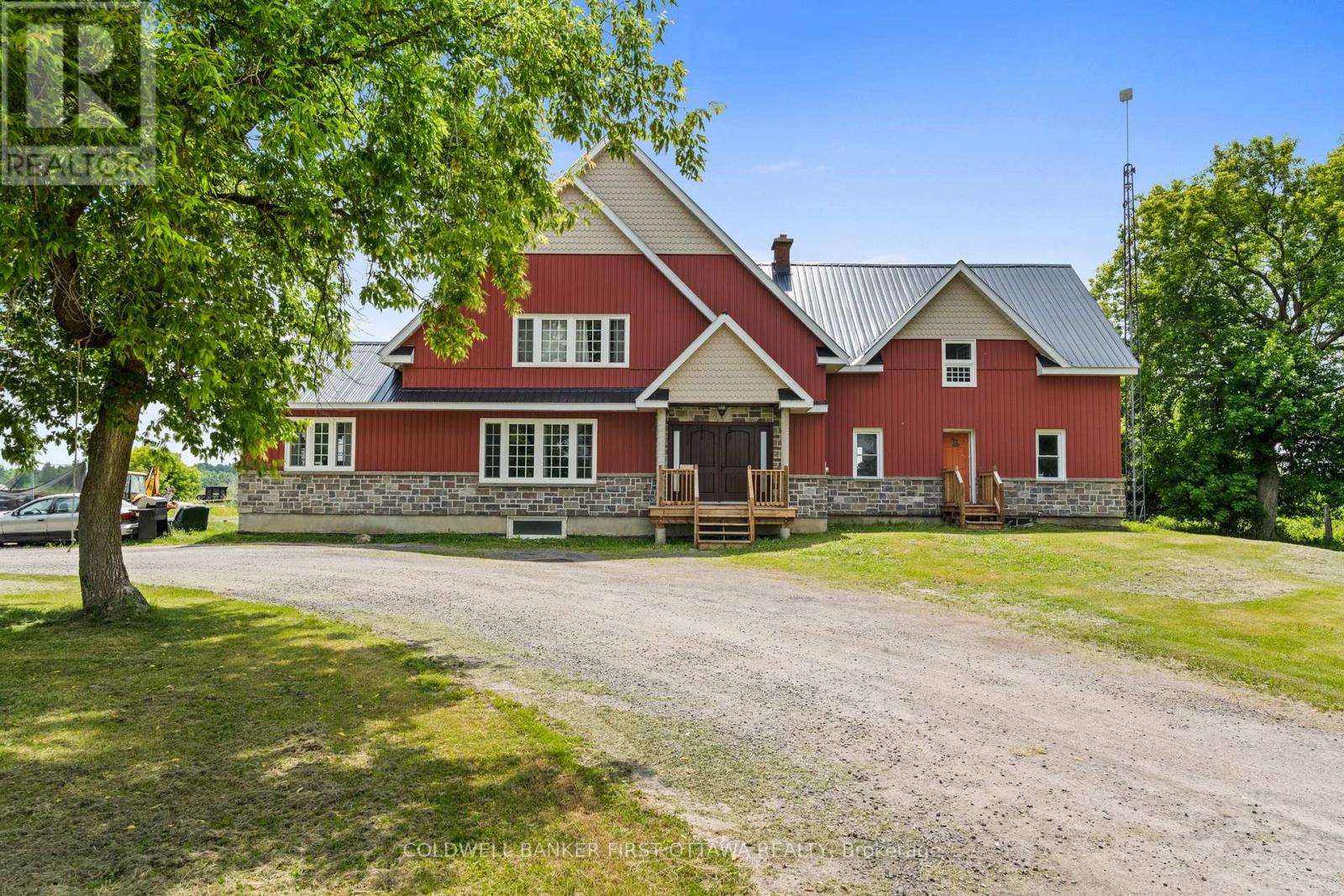 14100 CONCESSION 1-2 ROAD, North Stormont, Ontario