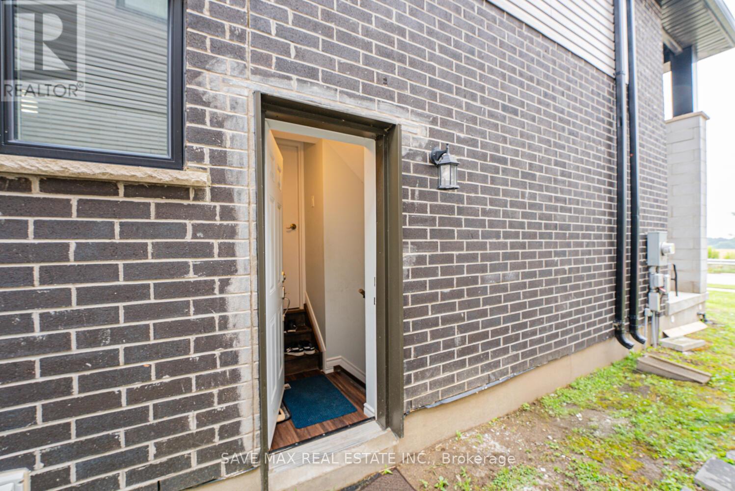 2382 Wickerson Road, London South, Ontario  N6K 4R6 - Photo 33 - X12334553