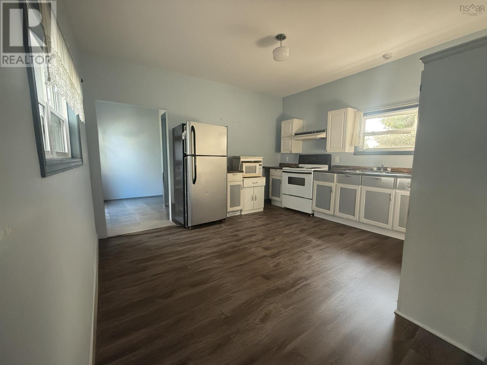 2290 Western Avenue, Parrsboro, Nova Scotia  B0M 1S0 - Photo 3 - 202517414