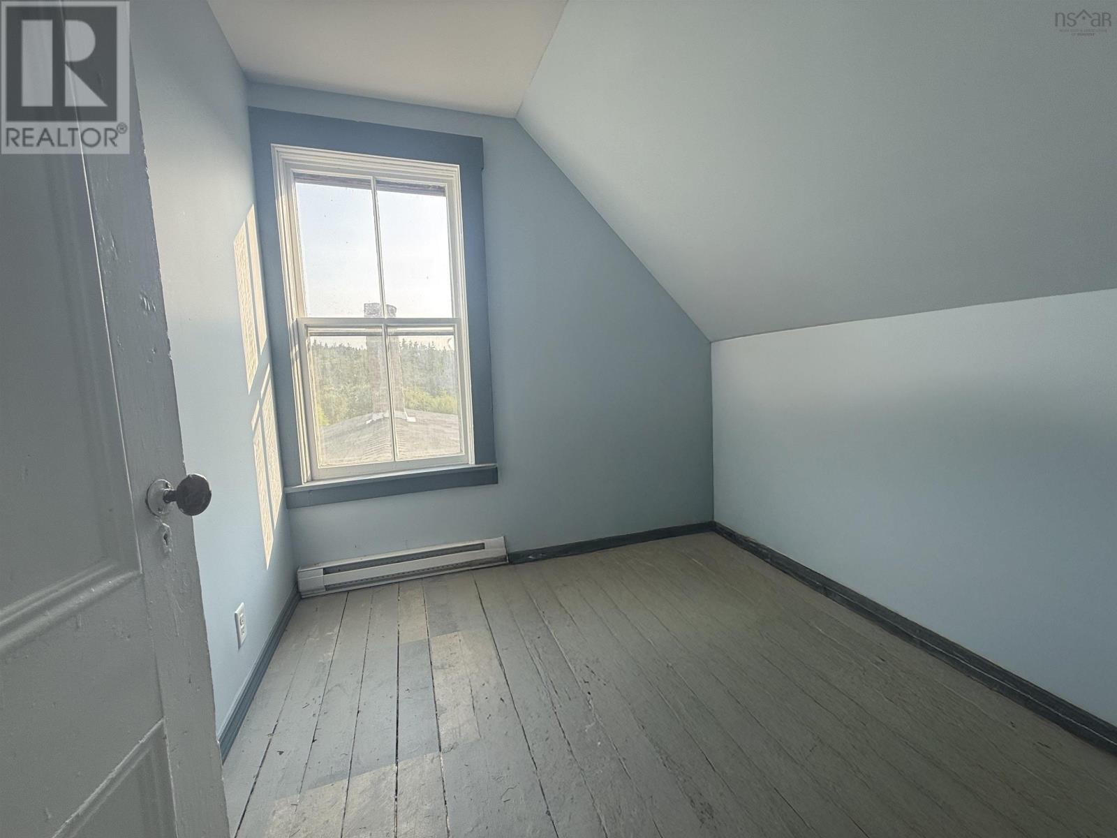 2290 Western Avenue, Parrsboro, Nova Scotia  B0M 1S0 - Photo 10 - 202517414