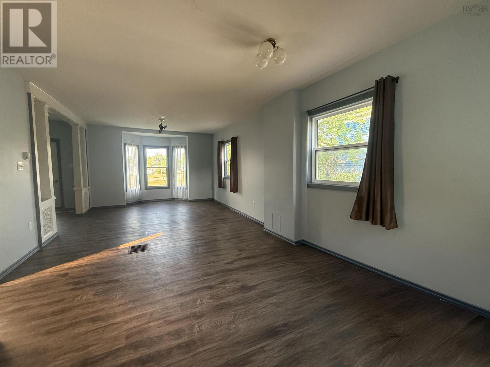 2290 Western Avenue, Parrsboro, Nova Scotia  B0M 1S0 - Photo 4 - 202517414