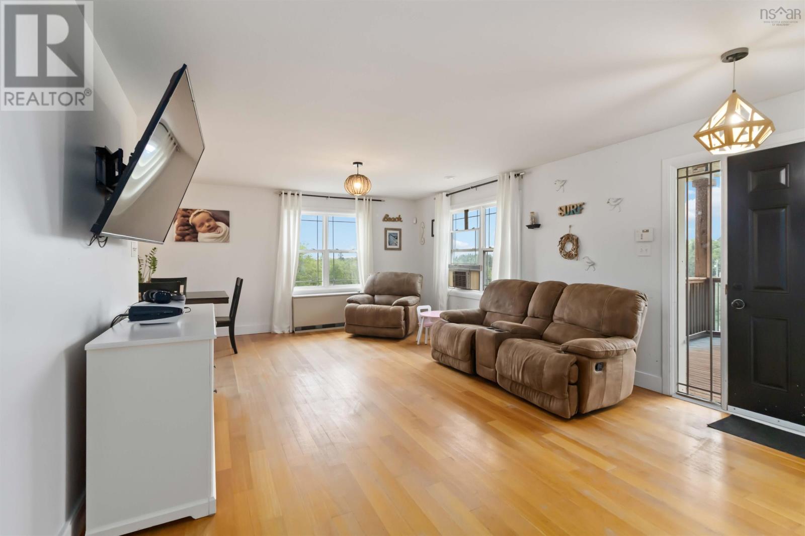 413 East Uniacke Road, Mount Uniacke, Nova Scotia  B0N 1Z0 - Photo 5 - 202519430