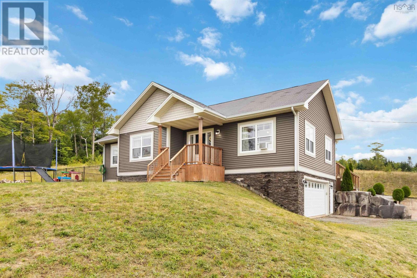 413 East Uniacke Road, Mount Uniacke, Nova Scotia  B0N 1Z0 - Photo 2 - 202519430