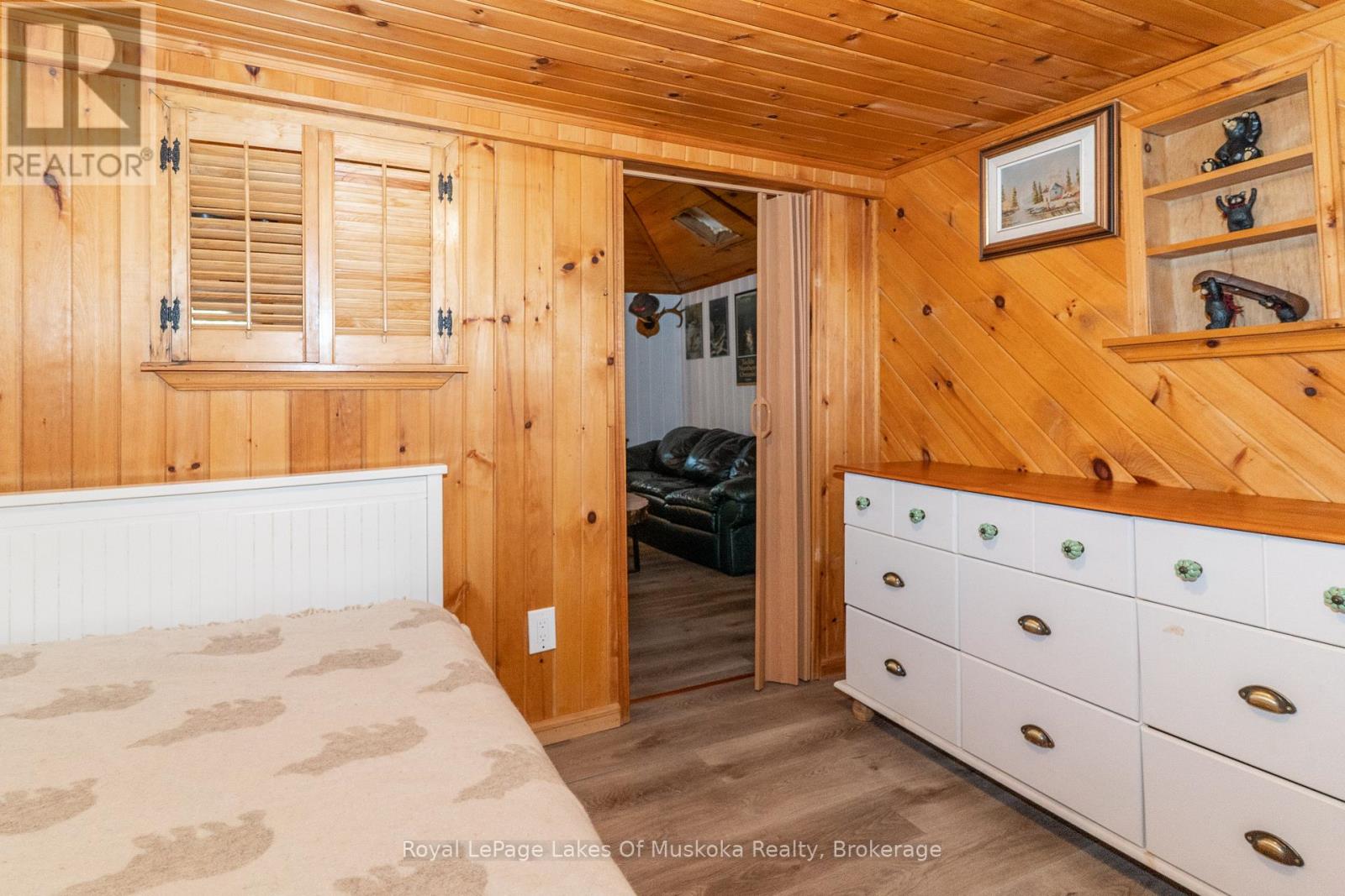 1072 Long Lake Road, Muskoka Lakes, Ontario  P0C 1A0 - Photo 15 - X12332795