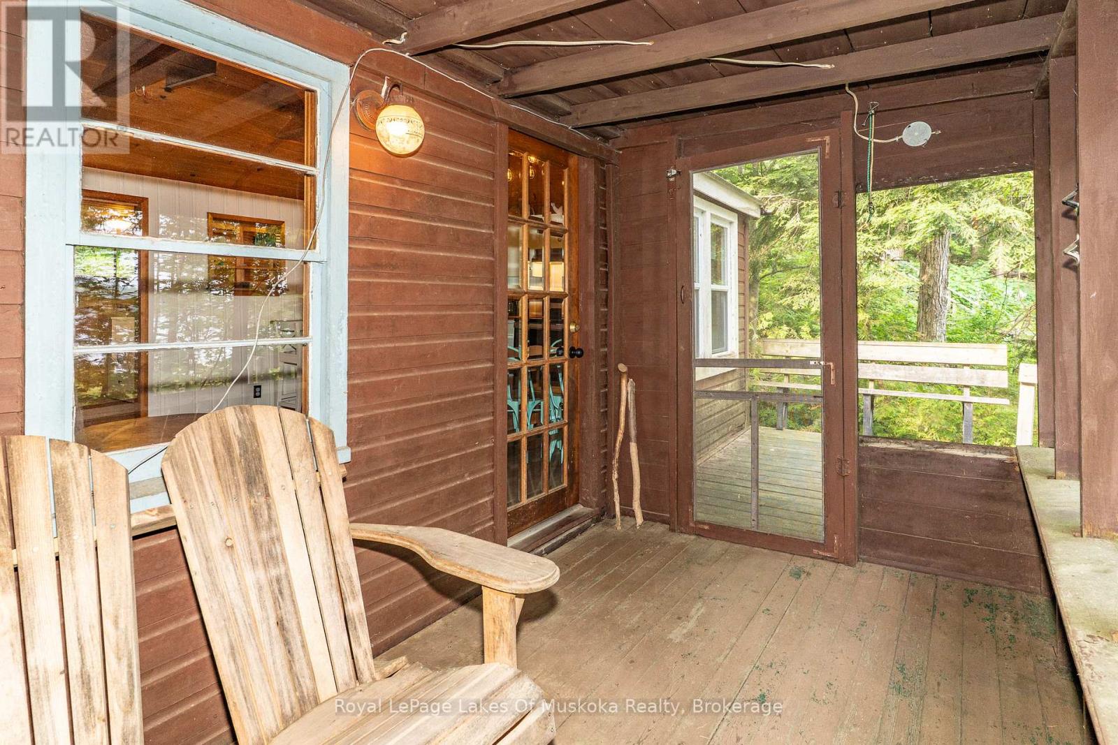 1072 Long Lake Road, Muskoka Lakes, Ontario  P0C 1A0 - Photo 26 - X12332795