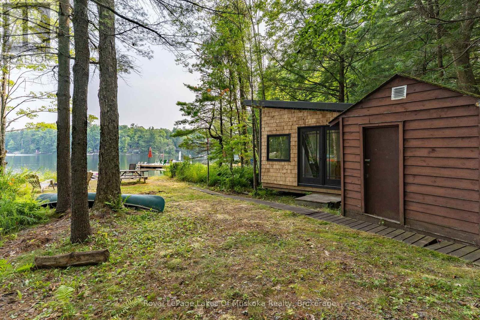1072 Long Lake Road, Muskoka Lakes, Ontario  P0C 1A0 - Photo 34 - X12332795