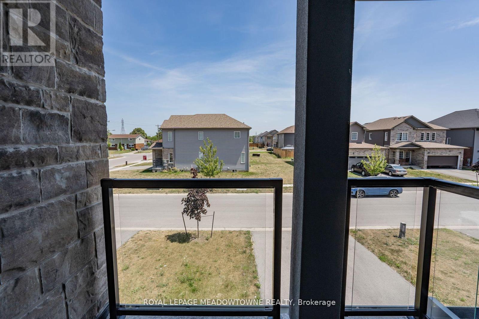 16 Bethune Avenue, Welland, Ontario  L3B 0H5 - Photo 32 - X12334613