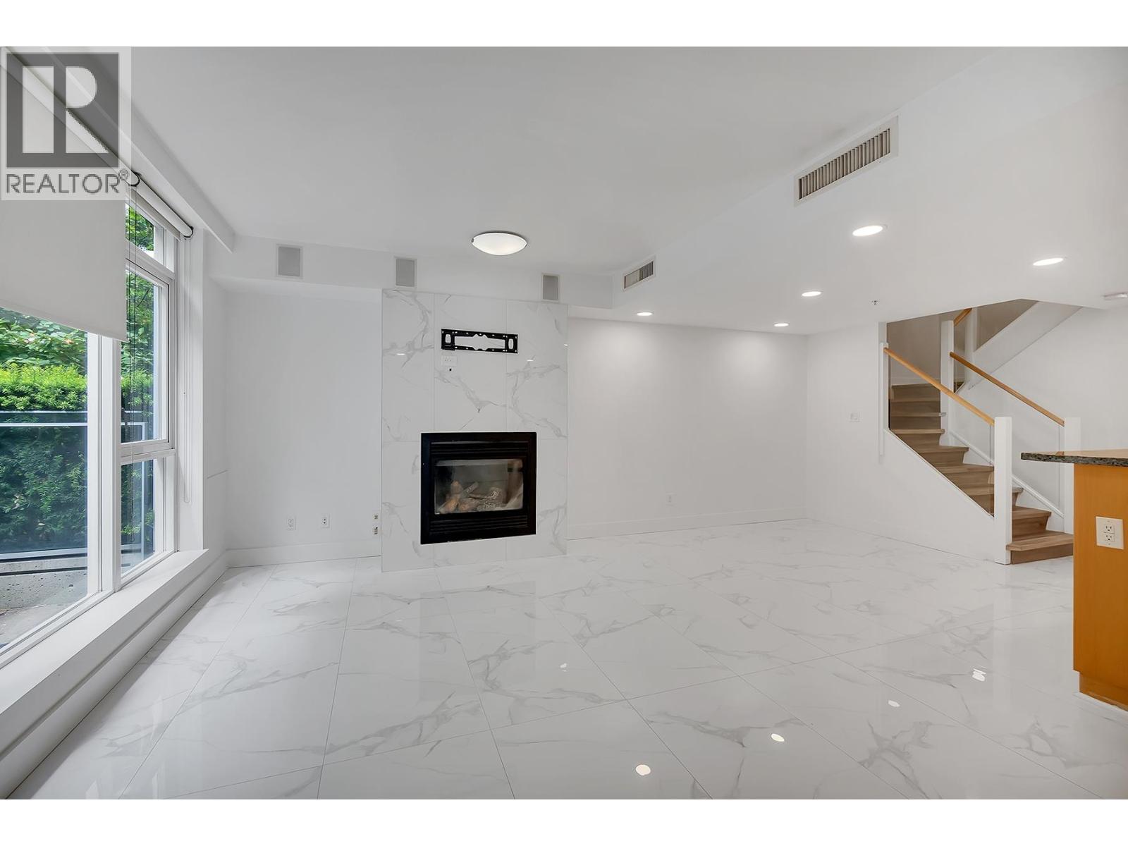 1277 W Cordova Street, Vancouver, British Columbia  V6C 3P9 - Photo 11 - R3035437