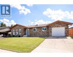 5821 45 Avenue Downtown Lacombe, Lacombe, Ca