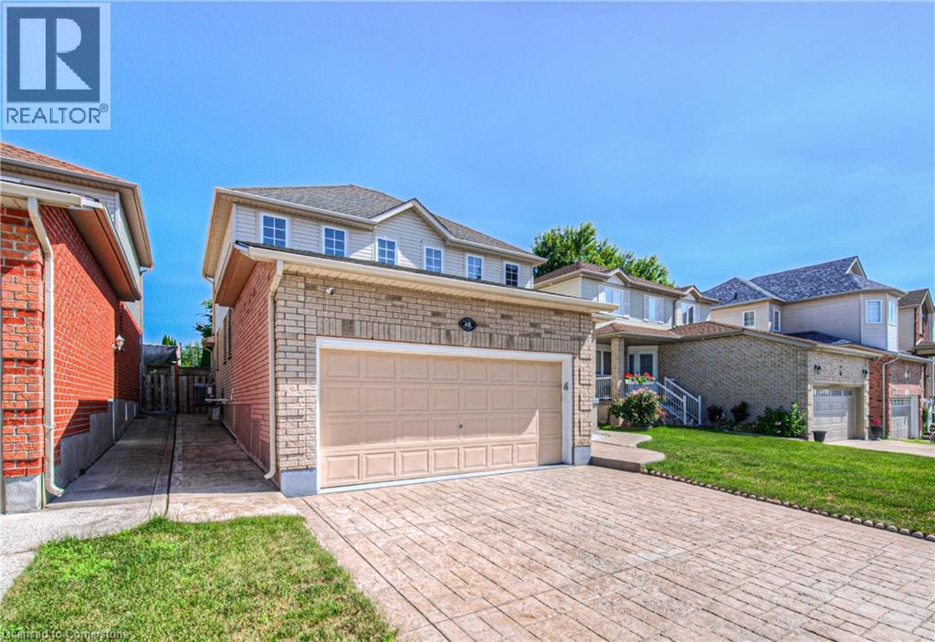 Property at 48 LENA Crescent image 3