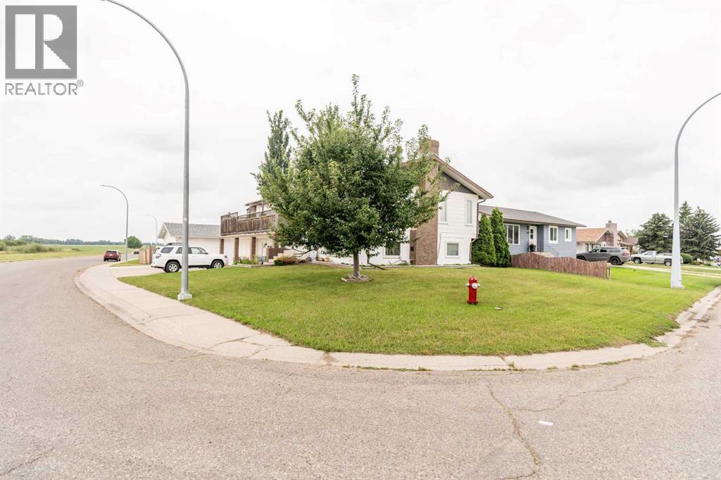 4716 Heritage Drive, Taber, Alberta  T1G 1A4 - Photo 2 - A2241944