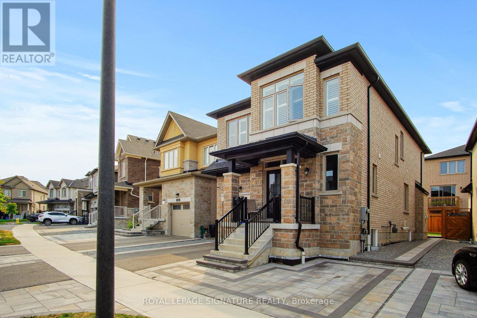 Property at 1028 PELICAN TRAIL image 4