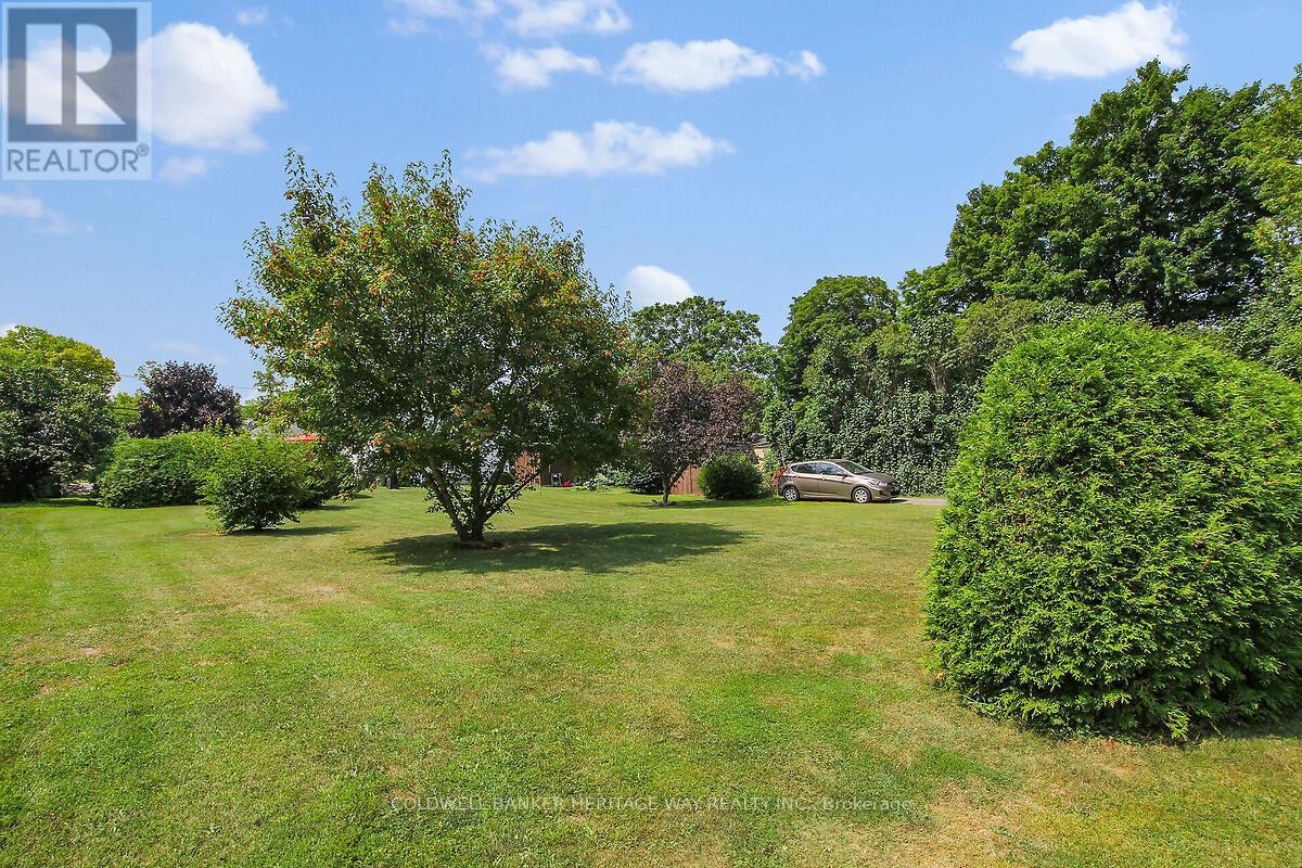 738 River Road N, Mcnab/braeside, Ontario  K7S 1R3 - Photo 32 - X12334642
