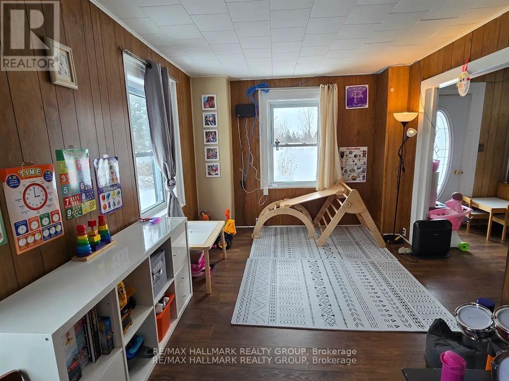 7122 Bank Street, Ottawa, Ontario  K0A 2P0 - Photo 5 - X12334662