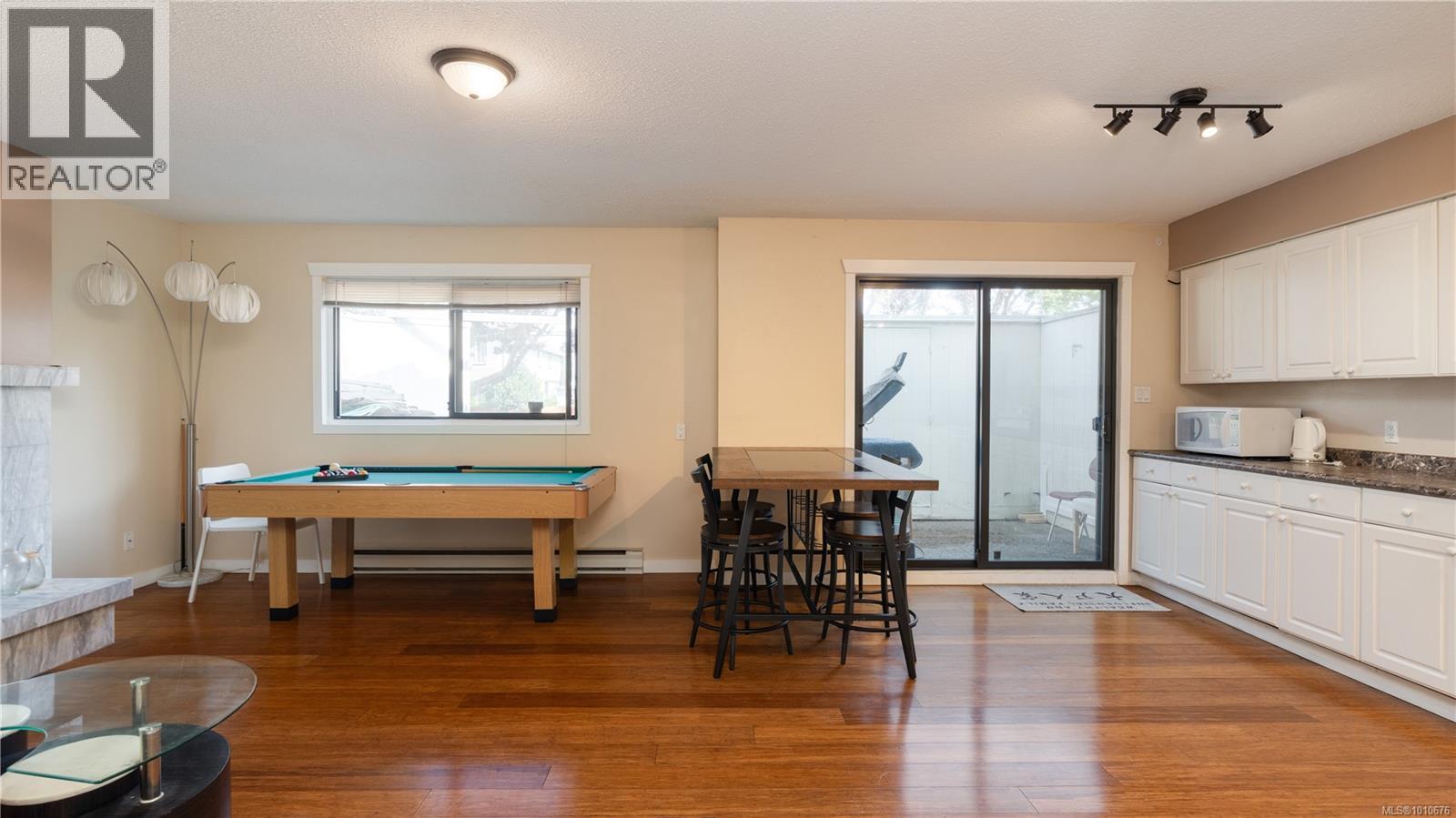 Property at 101 1709 McKenzie Ave image 3