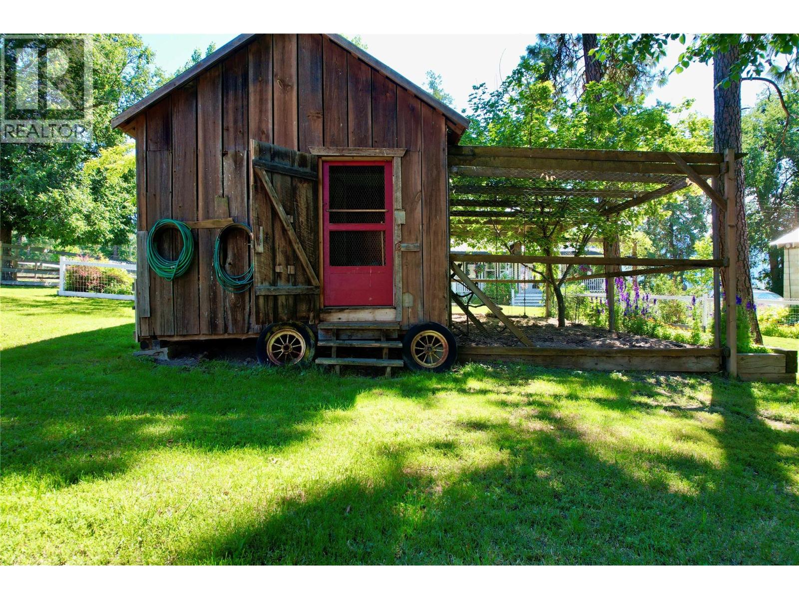 4365 Round Prairie Road, Armstrong, British Columbia  V4Y 0L1 - Photo 50 - 10358837