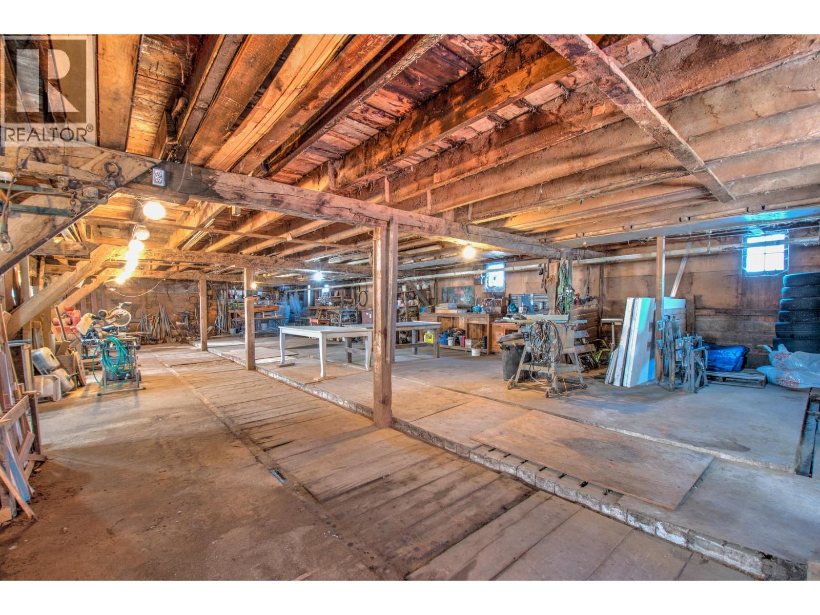 4365 Round Prairie Road, Armstrong, British Columbia  V4Y 0L1 - Photo 53 - 10358837