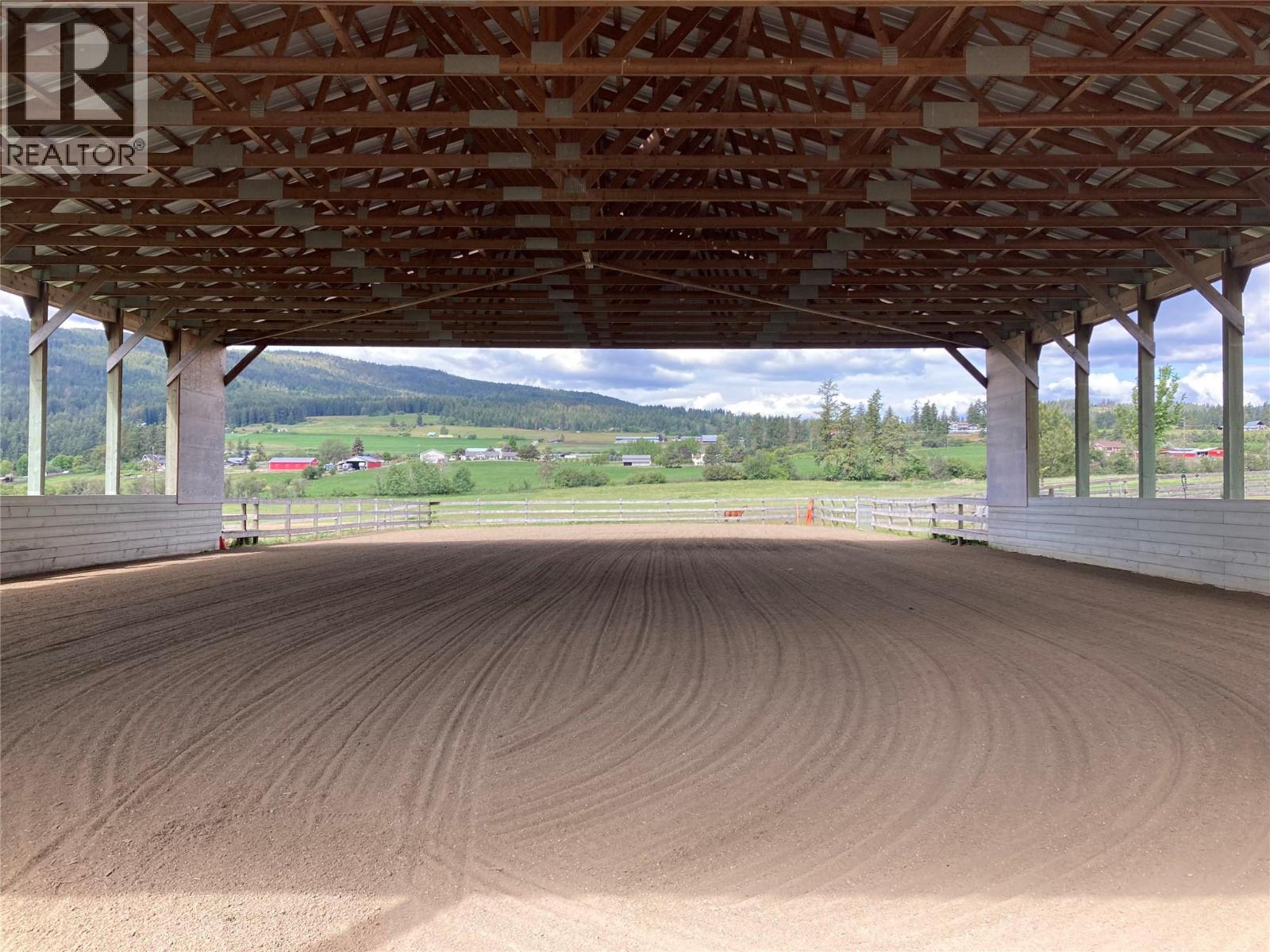 4365 Round Prairie Road, Armstrong, British Columbia  V4Y 0L1 - Photo 68 - 10358837