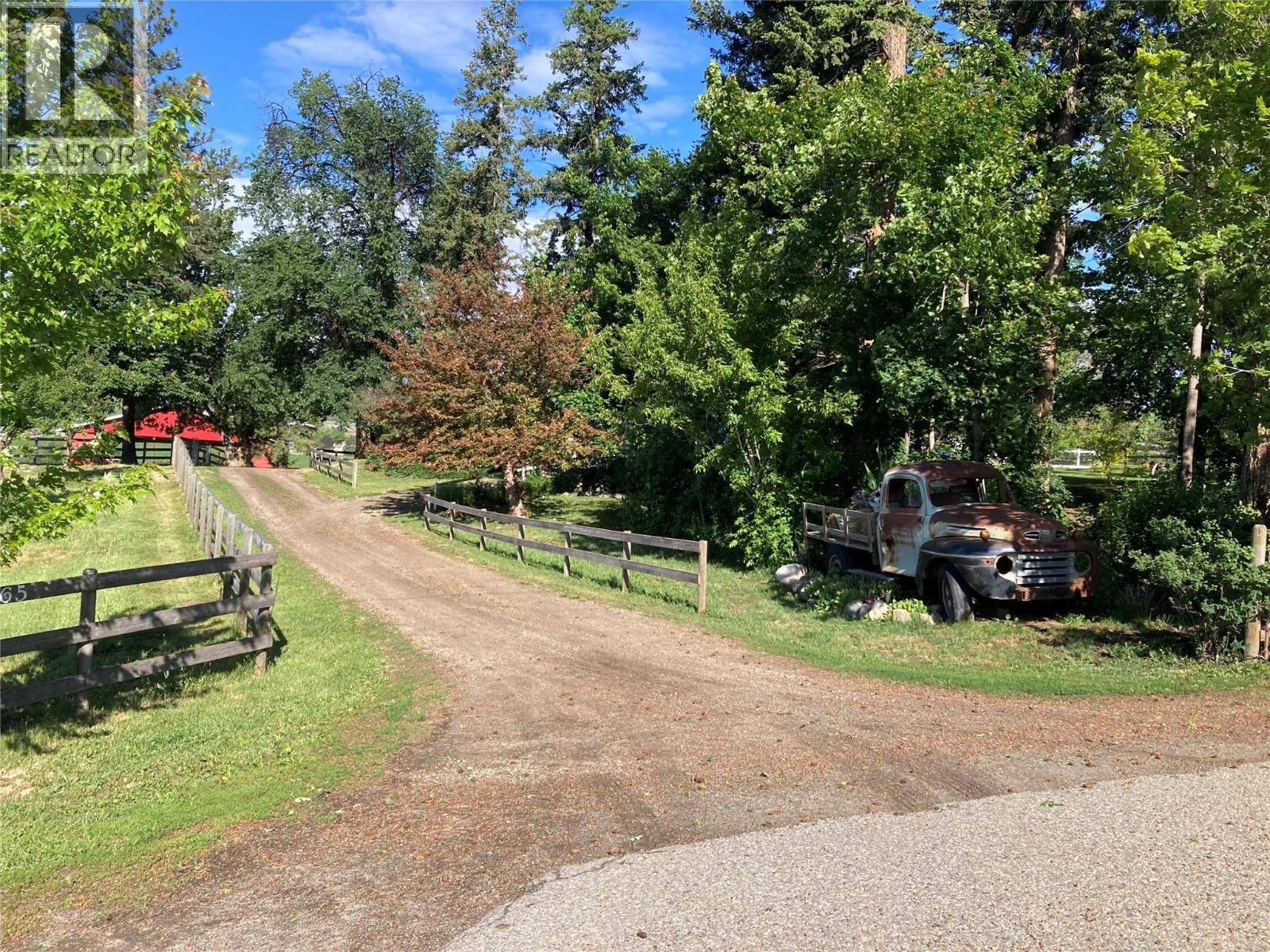 4365 Round Prairie Road, Armstrong, British Columbia  V4Y 0L1 - Photo 58 - 10358837