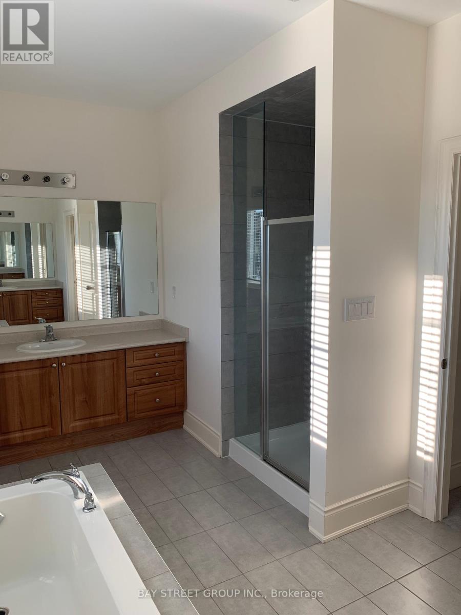 3127 Streamwood Pass, Oakville, Ontario  L6H 0T2 - Photo 28 - W12334650