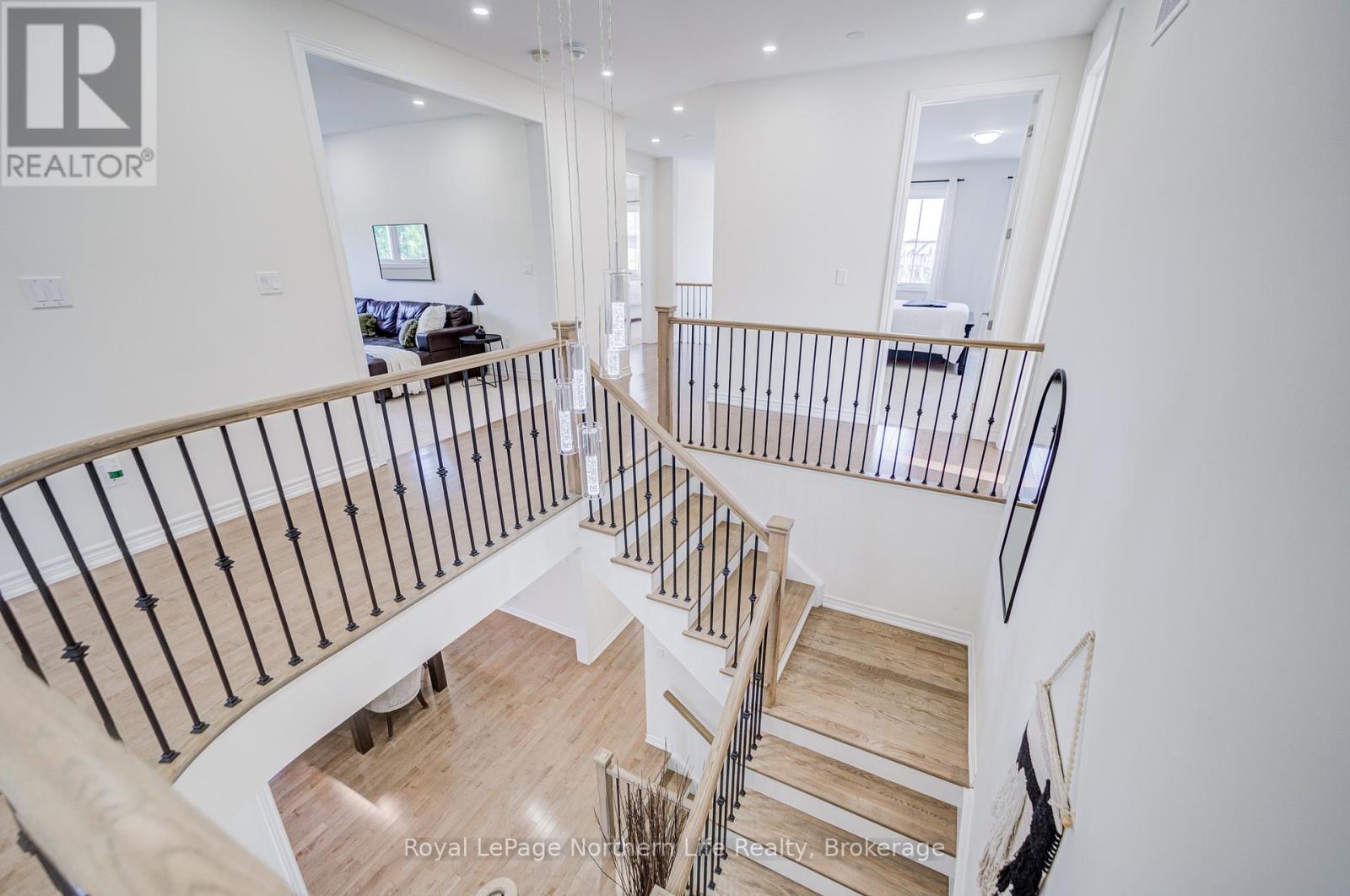 259 Danny Wheeler Boulevard, Georgina, Ontario  L4P 0J9 - Photo 26 - N12332456