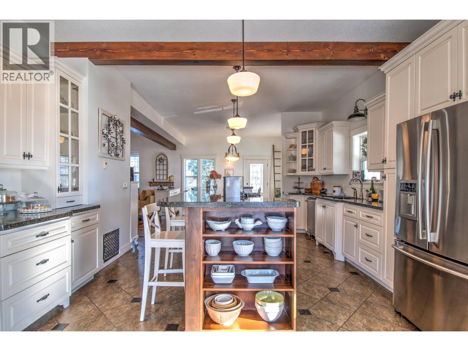 4365 Round Prairie Road, Armstrong, British Columbia  V4Y 0L1 - Photo 15 - 10358838