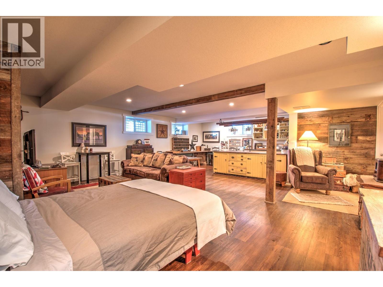 4365 Round Prairie Road, Armstrong, British Columbia  V4Y 0L1 - Photo 38 - 10358838