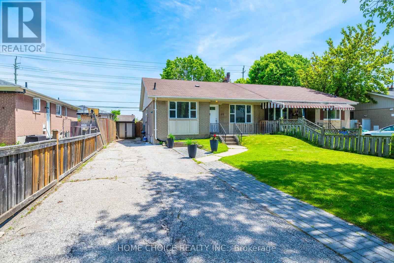 Property at 11 THORNCROFT CRESCENT image 3