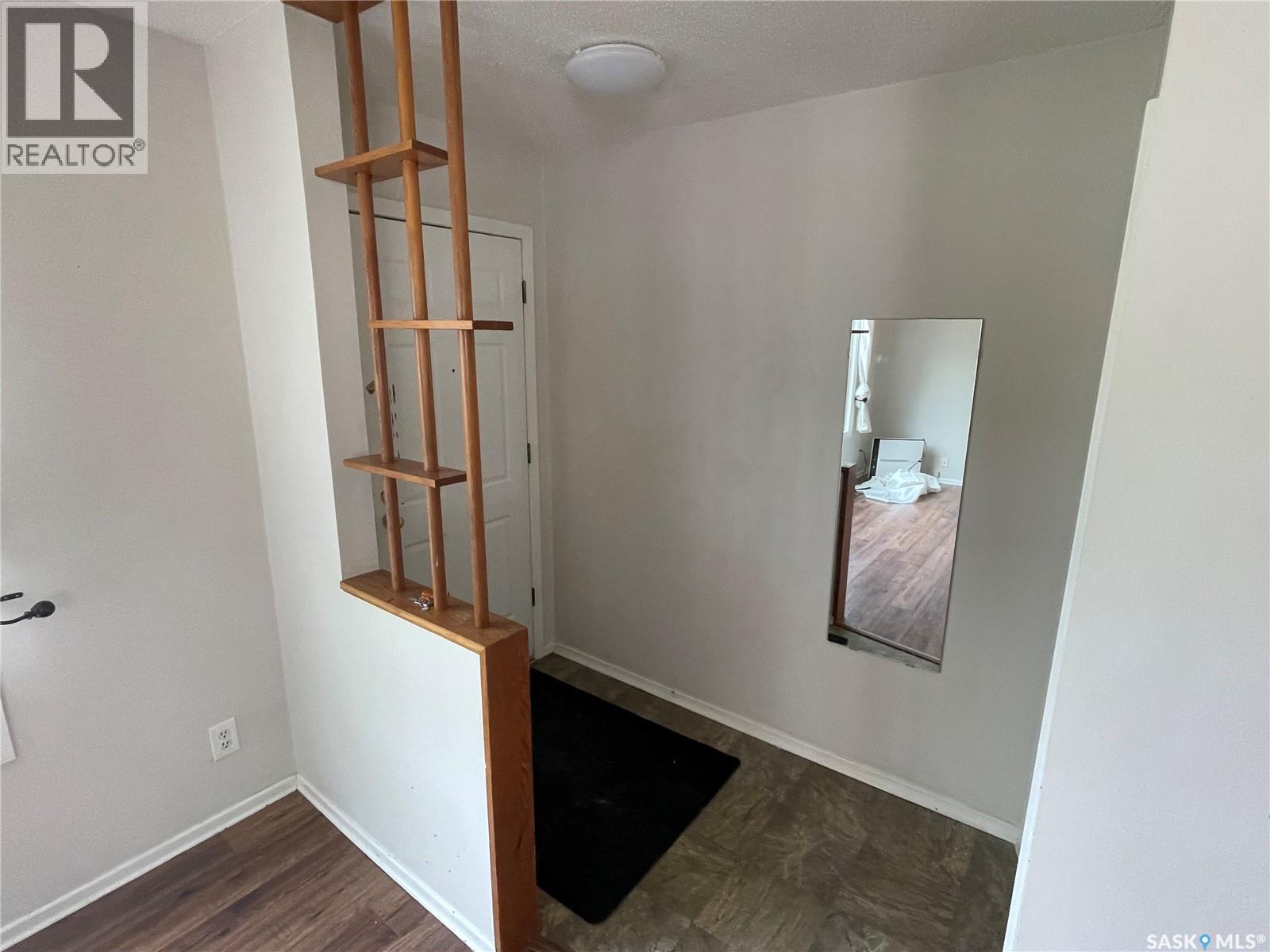 Property at 520 8th STREET E image 2