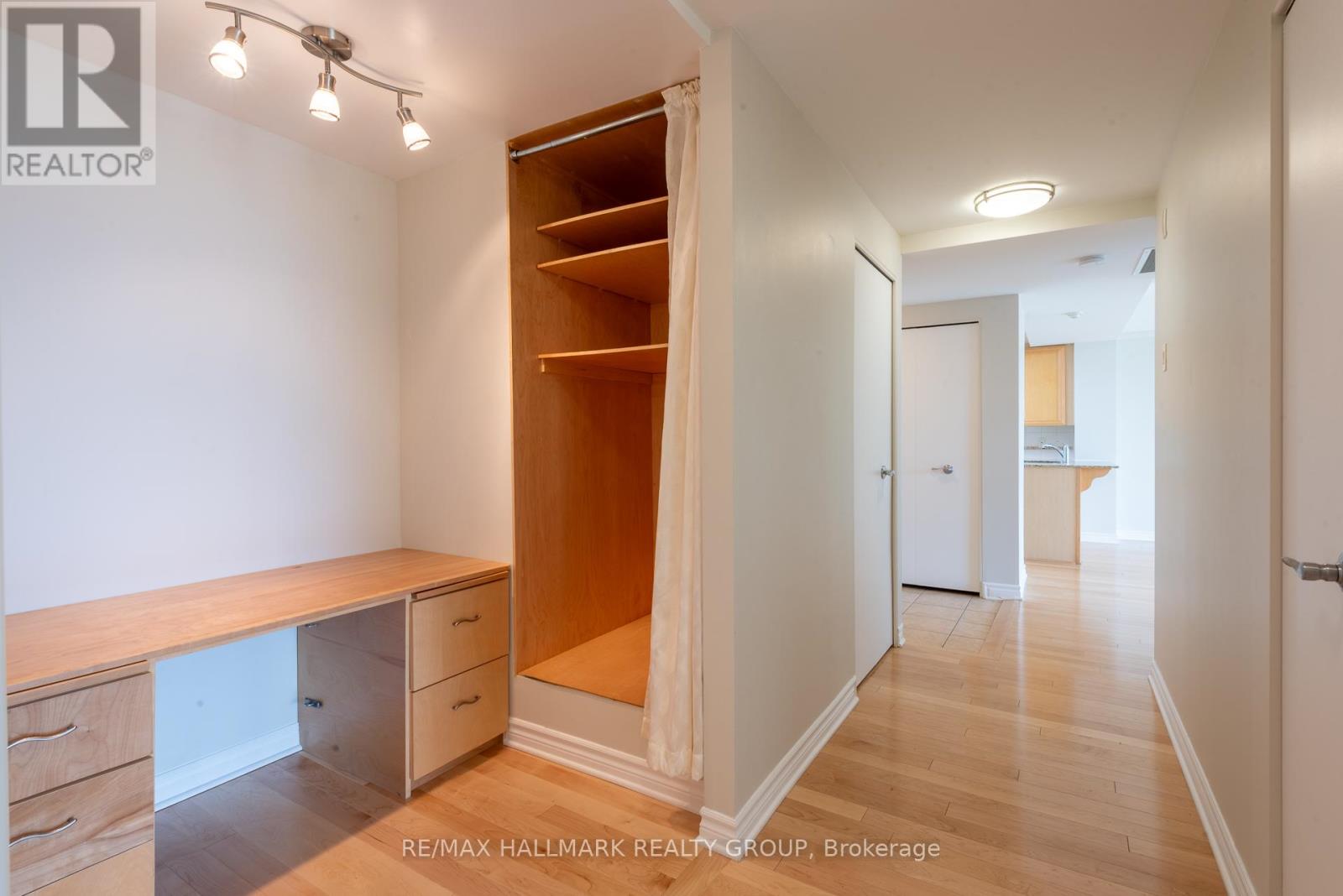 311 - 200 Lett Street, Ottawa, Ontario  K1R 0A7 - Photo 12 - X12334715