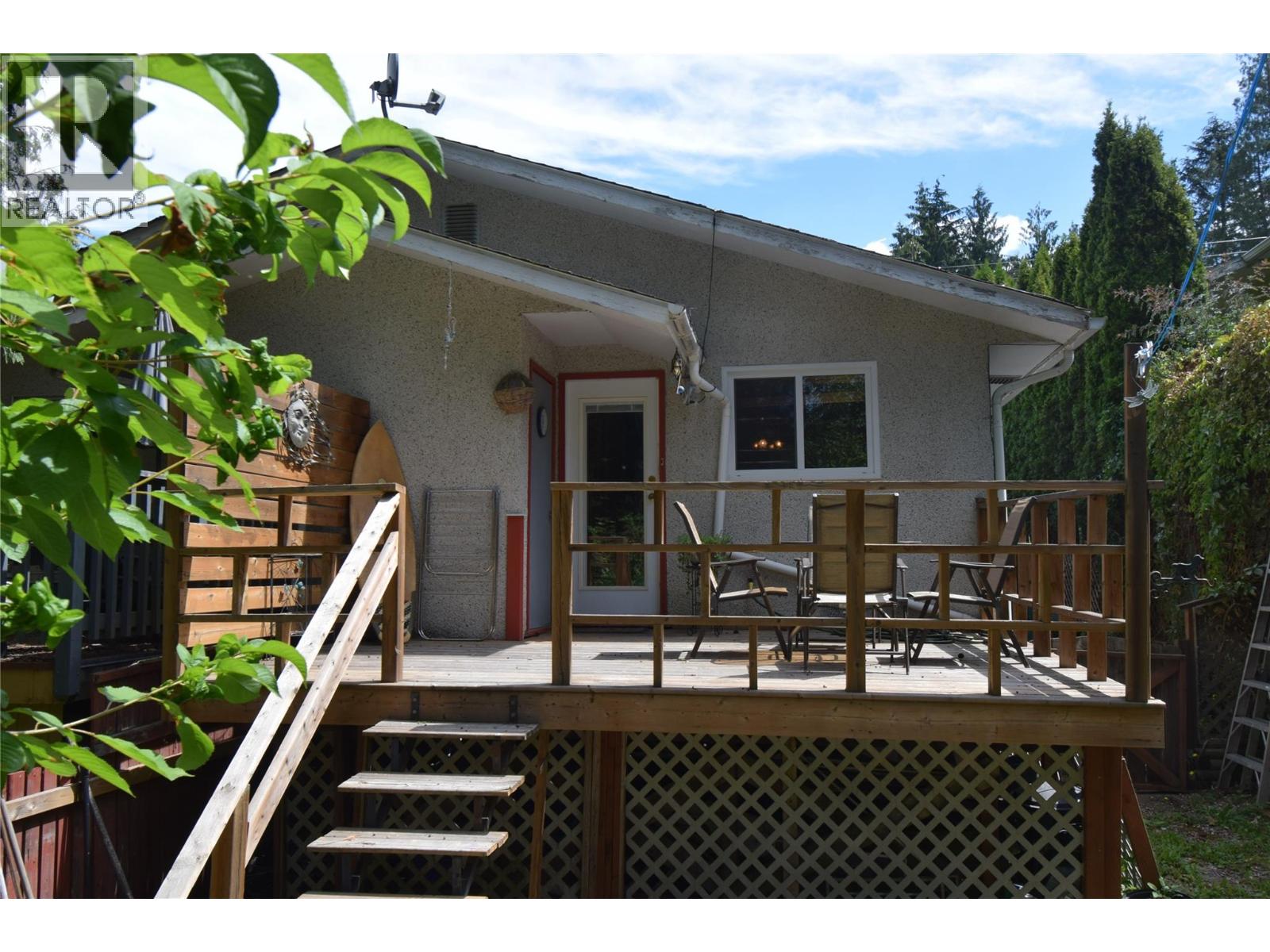 1516 McQuarrie Avenue, nelson, British Columbia