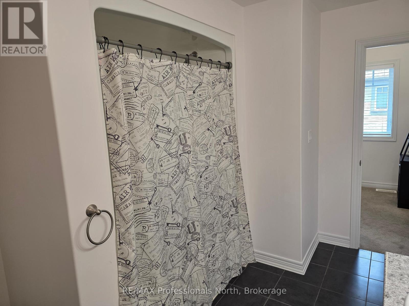 8 Spalding Crescent, Huntsville, Ontario  P1H 1C9 - Photo 22 - X12334734
