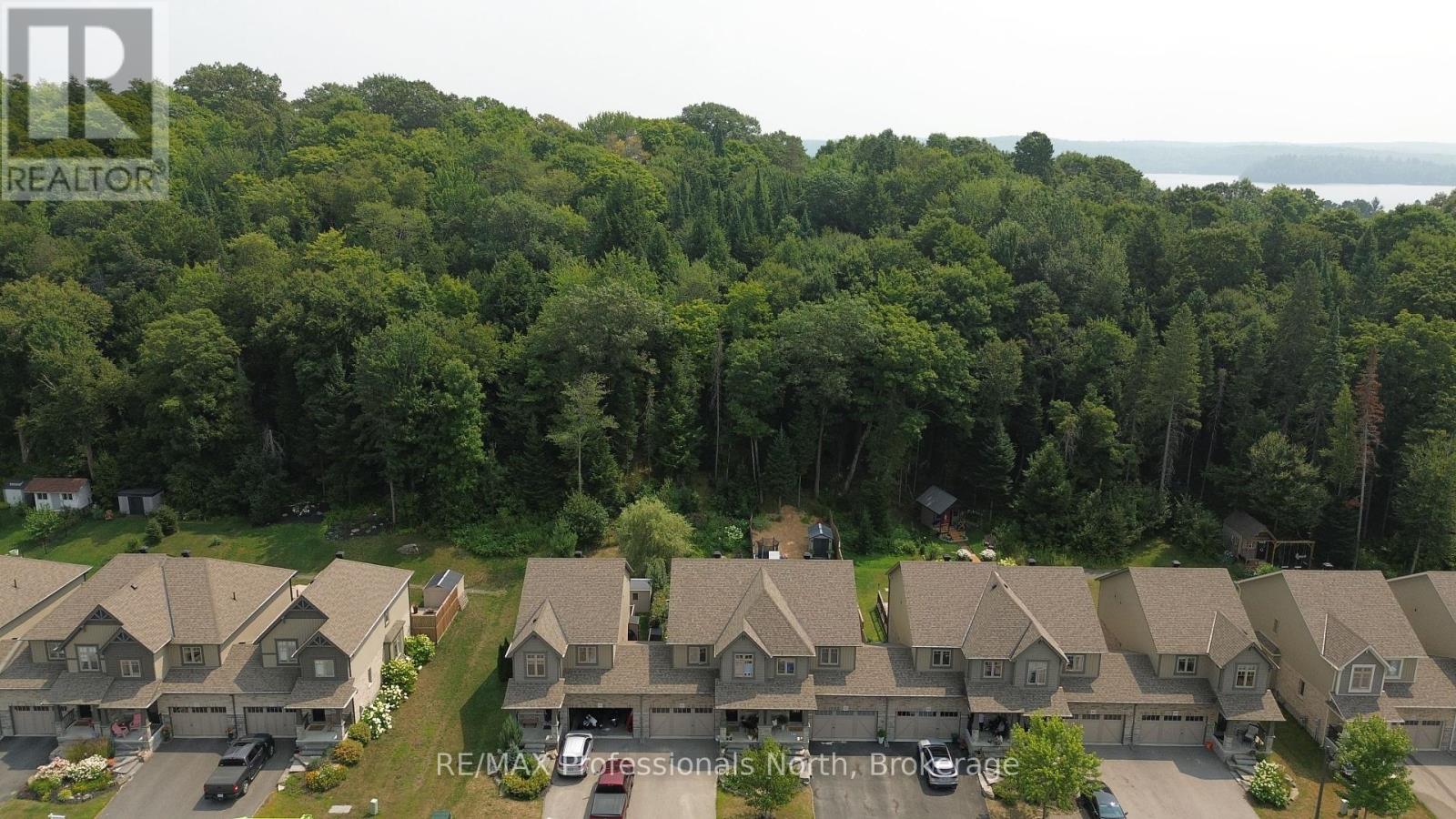 8 Spalding Crescent, Huntsville, Ontario  P1H 1C9 - Photo 32 - X12334734